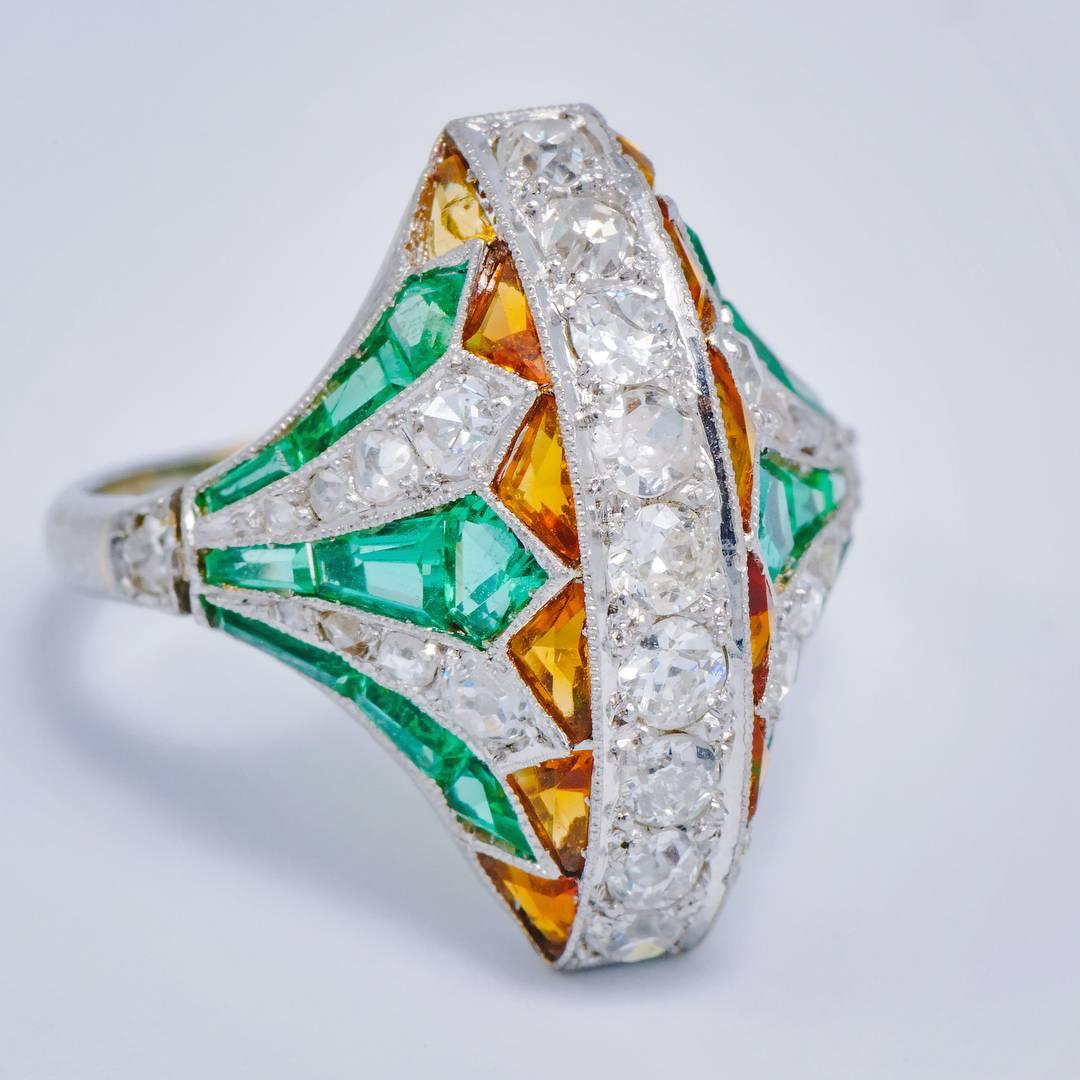 Emerald Cetrine Diamond  Art Deco Egyptian Revival Ring In Excellent Condition In New York, NY