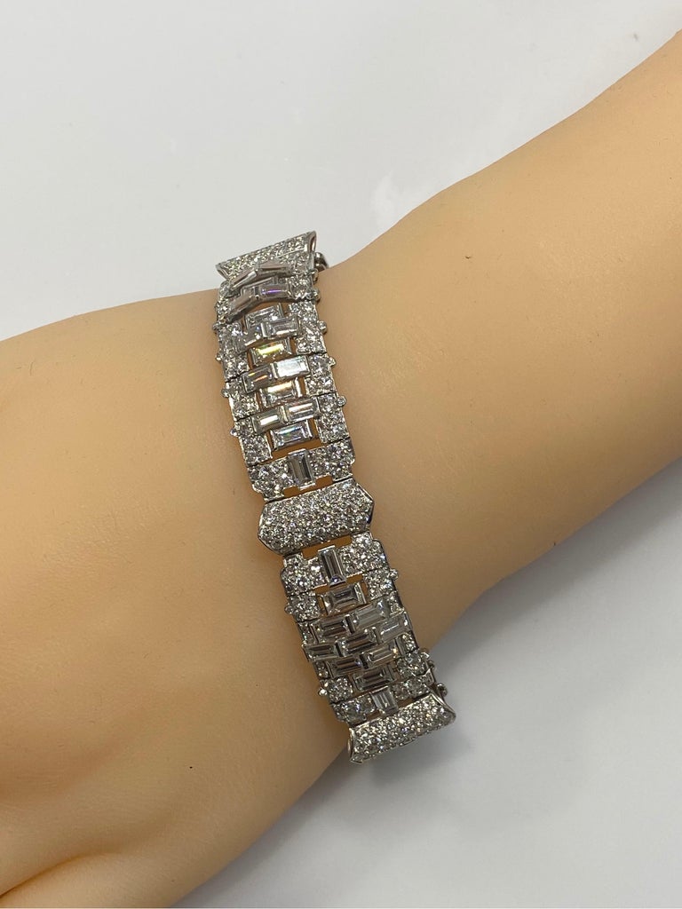 Important Art Deco 24.5 Carat Baguette Round Diamond Platinum Bracelet ...