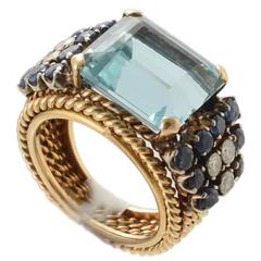 Aquamarine Sapphire and Diamond 18 Carat Gold circa 1960 Ring