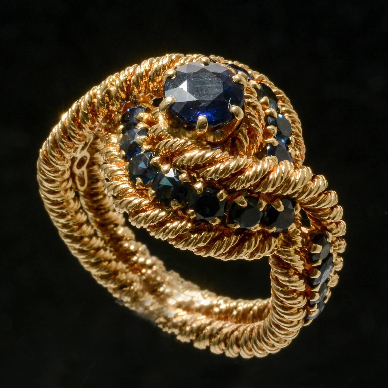 Women's Boucheron Sapphire and Diamond 18 Carat Gold circa 1980 Ring For Sale