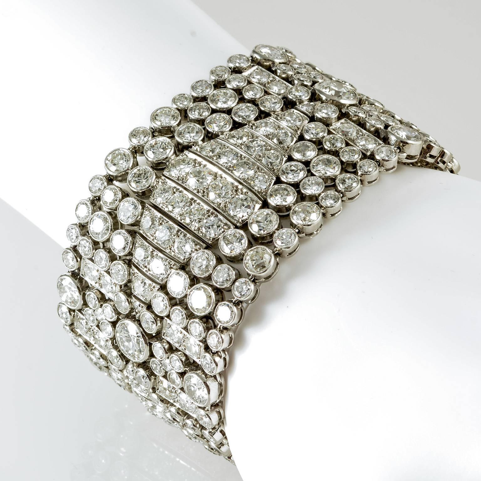 1920s Art Deco French Diamond Platinum Wide Bracelet 2