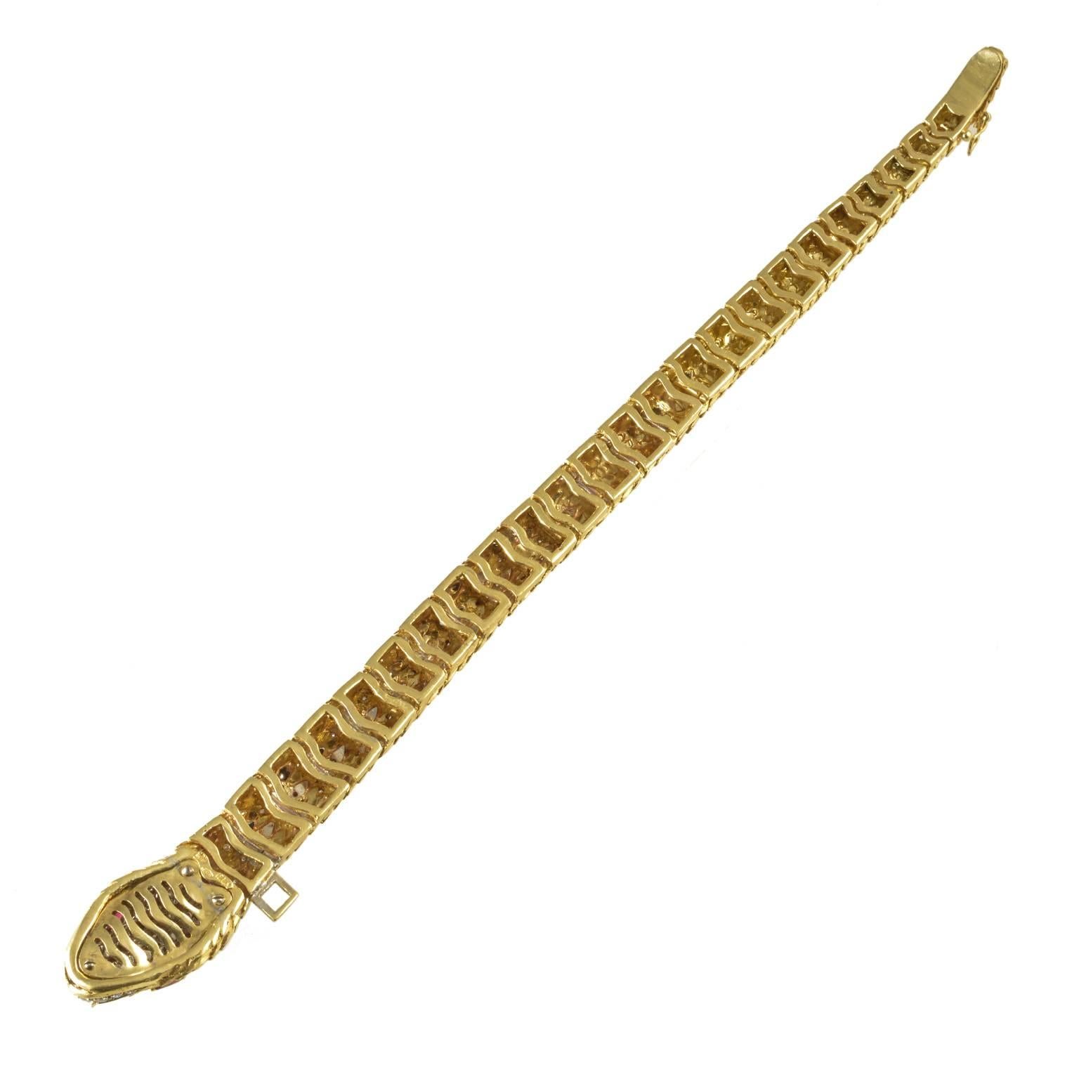 Retro 18 Carat Gold Diamond Italian Snake Bracelet, circa 1980