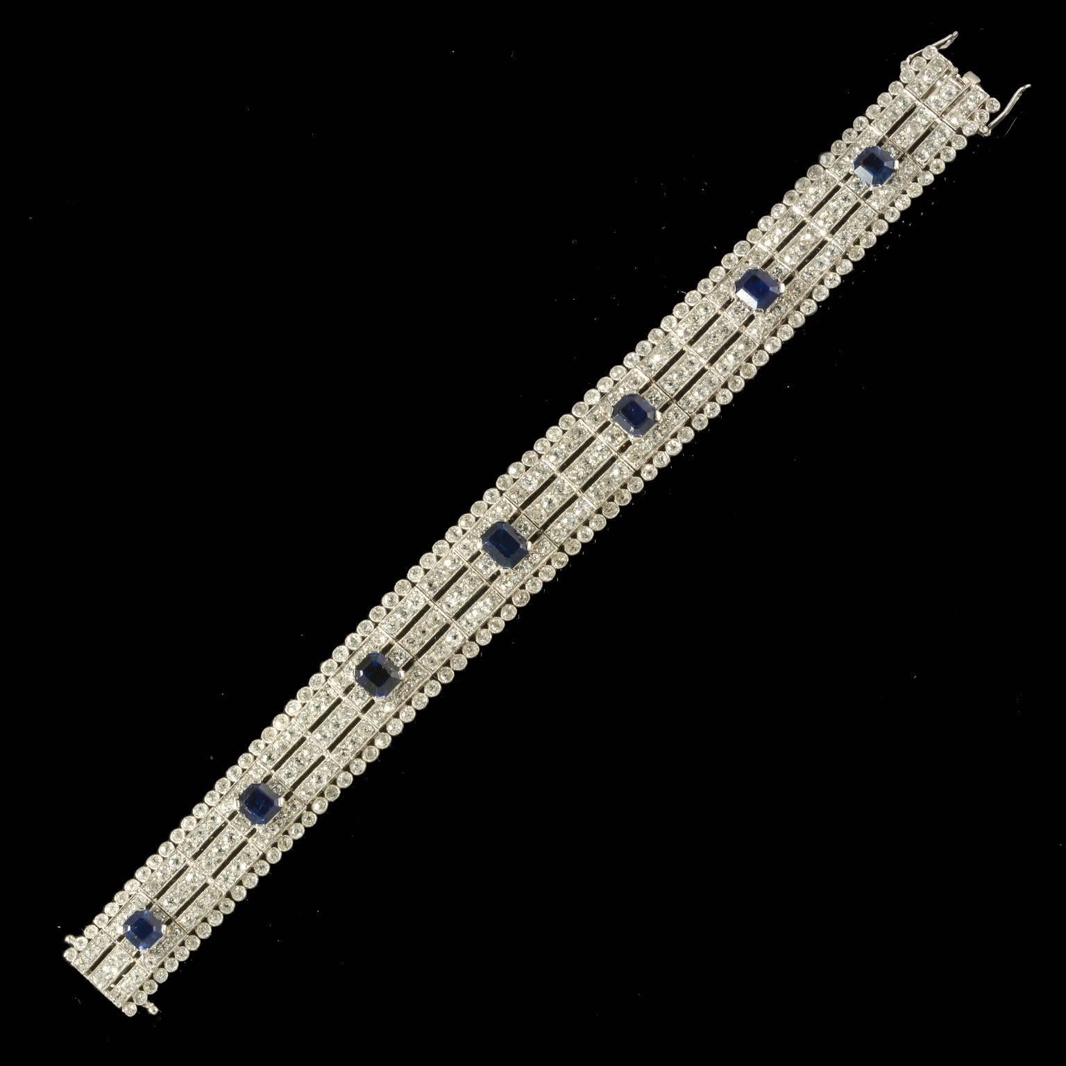 Edwardian Platinum Set Diamond and Natural Burmese Sapphire Bracelet, circa 1910 In Good Condition For Sale In London, GB