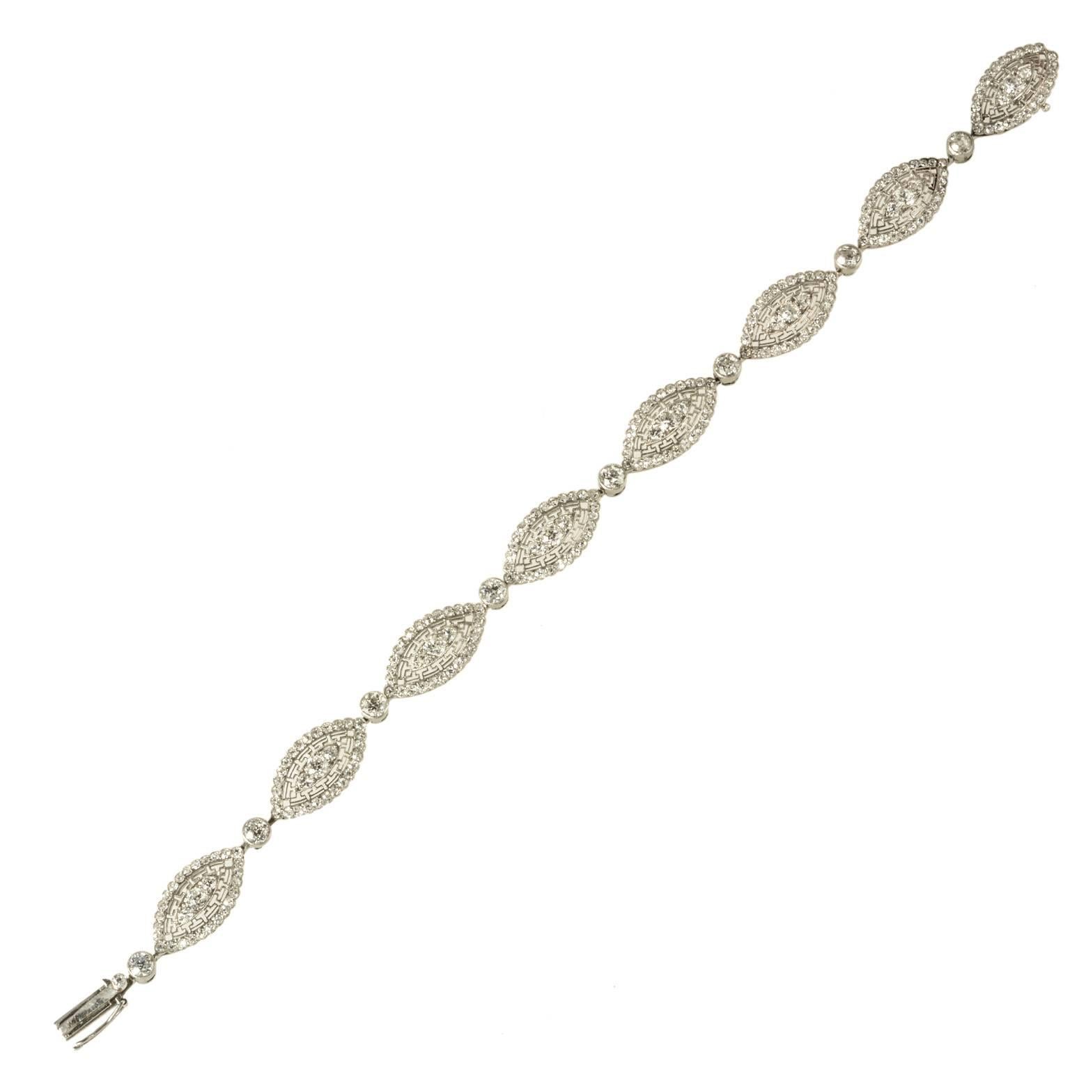 Edwardian Platinum Diamond Wearable Bracelet, circa 1910 For Sale