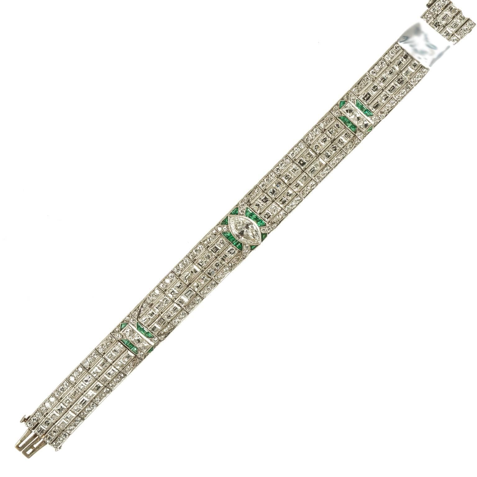 Art Deco Diamond and Emerald Platinum Bracelet, circa 1920 For Sale