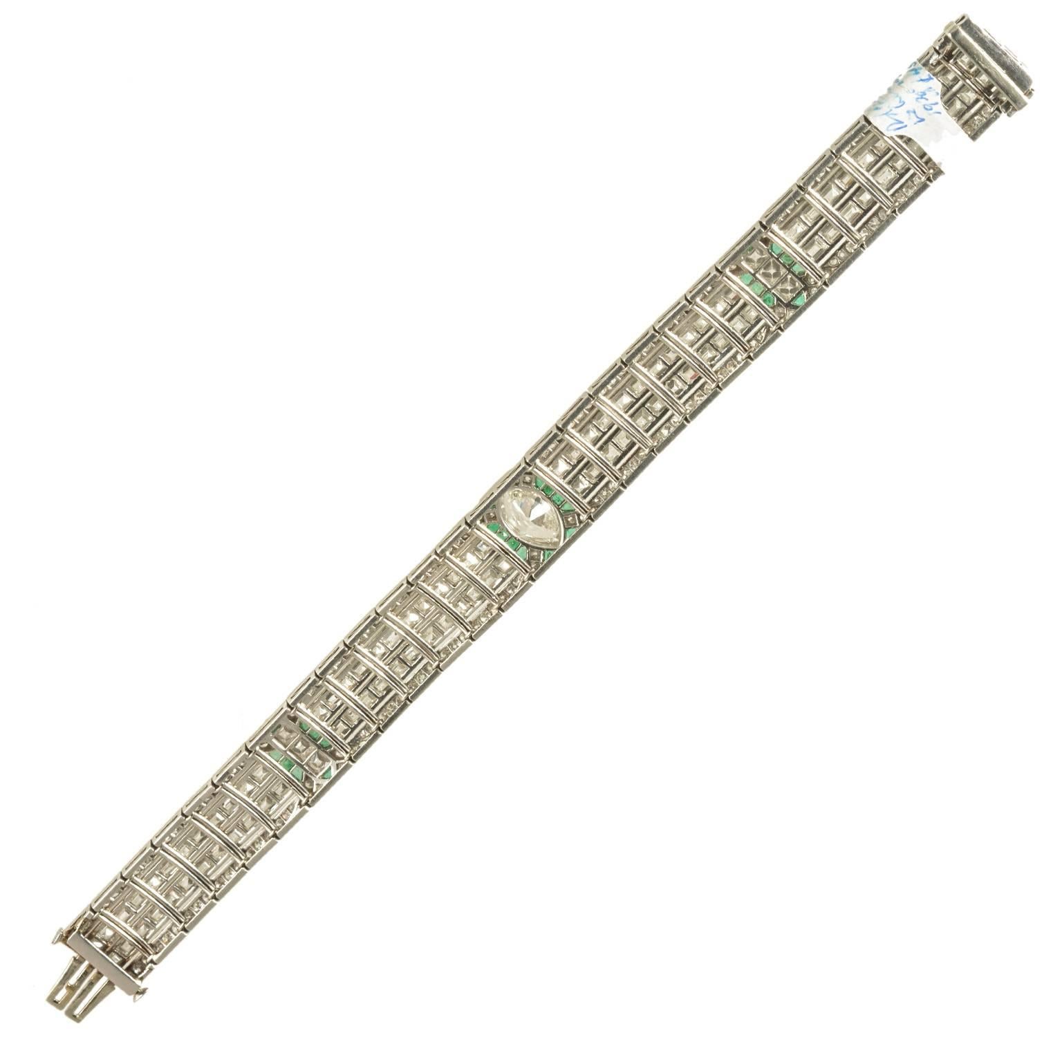 Art Deco diamond Emerald platinum 1920c bracelet with marquees square and round fine diamonds