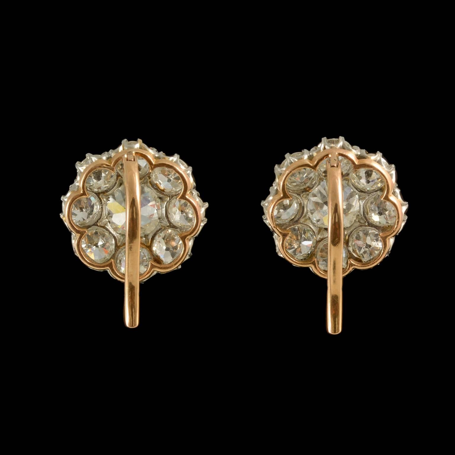 Women's Edwardian Diamond Small Drop Earrings, circa 1910 For Sale