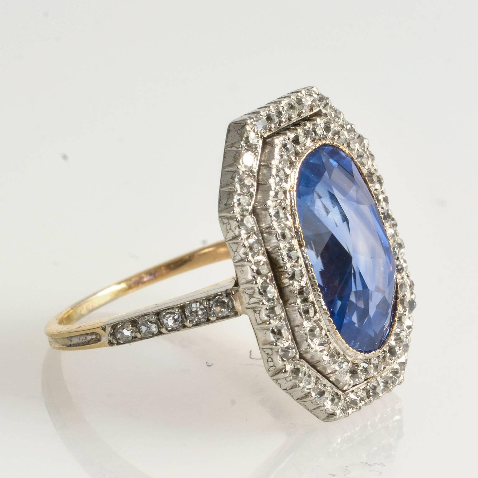 Edwardian Natural Ceylon Cornflower Blue Sapphire and Diamond Ring, circa 1910  2