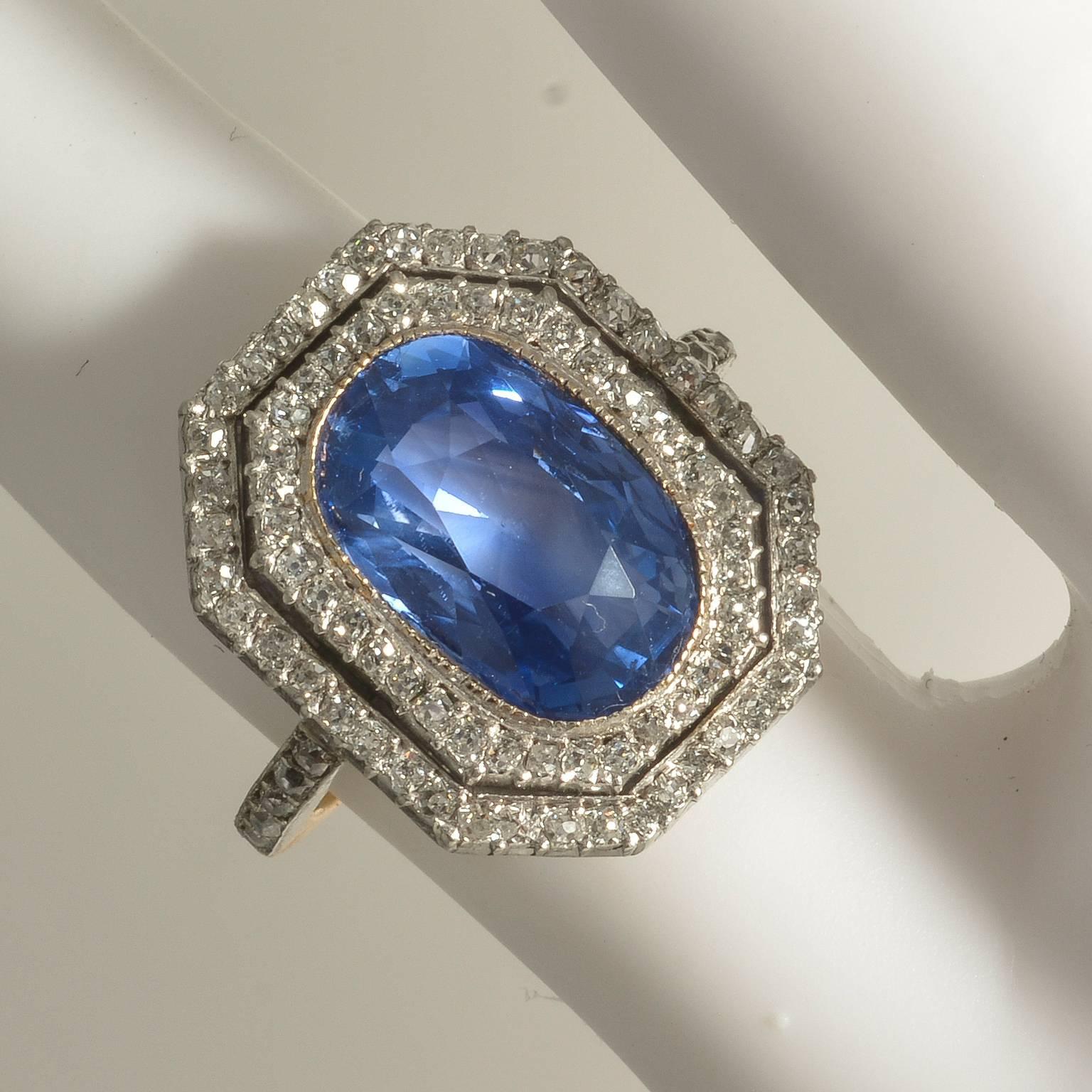 Edwardian Natural Ceylon Cornflower Blue Sapphire and Diamond Ring, circa 1910  4