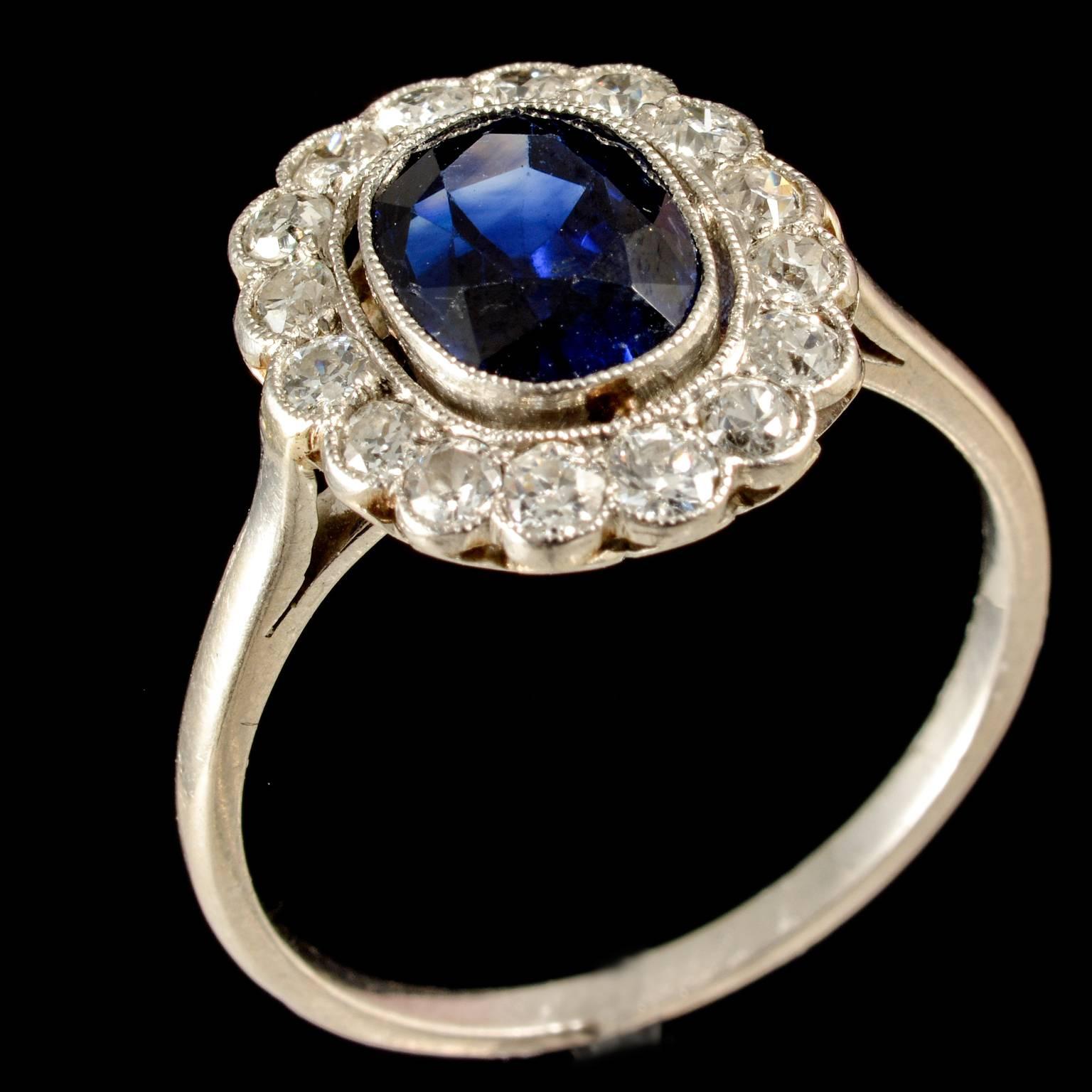 Edwardian Natural Sapphire and Diamond Cluster Ring, circa 1910 For Sale 2