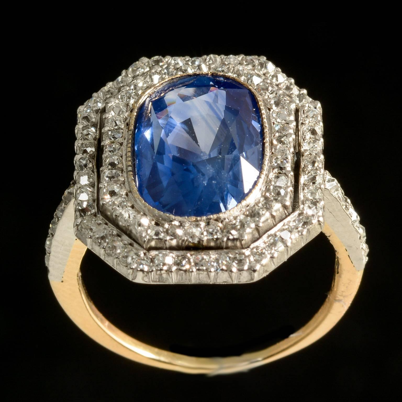 Edwardian Natural Ceylon Cornflower Blue Sapphire and Diamond Ring, circa 1910  5
