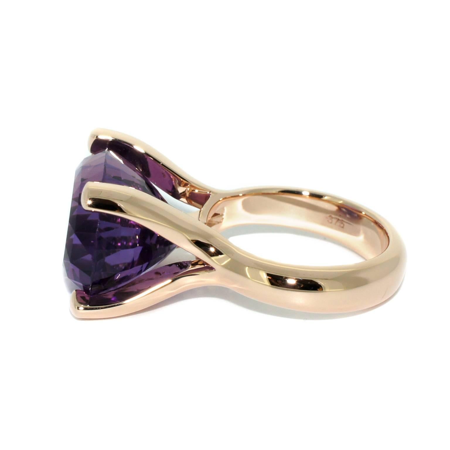 Lizunova One-of-a-Kind Amethyst Rose Gold Cocktail Ring In New Condition For Sale In Sydney, NSW
