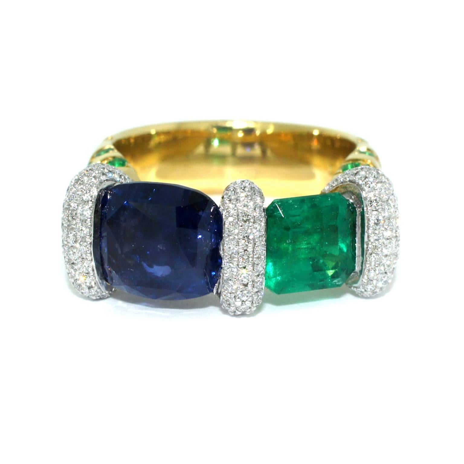 Contemporary Lizunova Handmade Sapphire, Emerald & Diamond Ring in 18k yellow & white gold For Sale