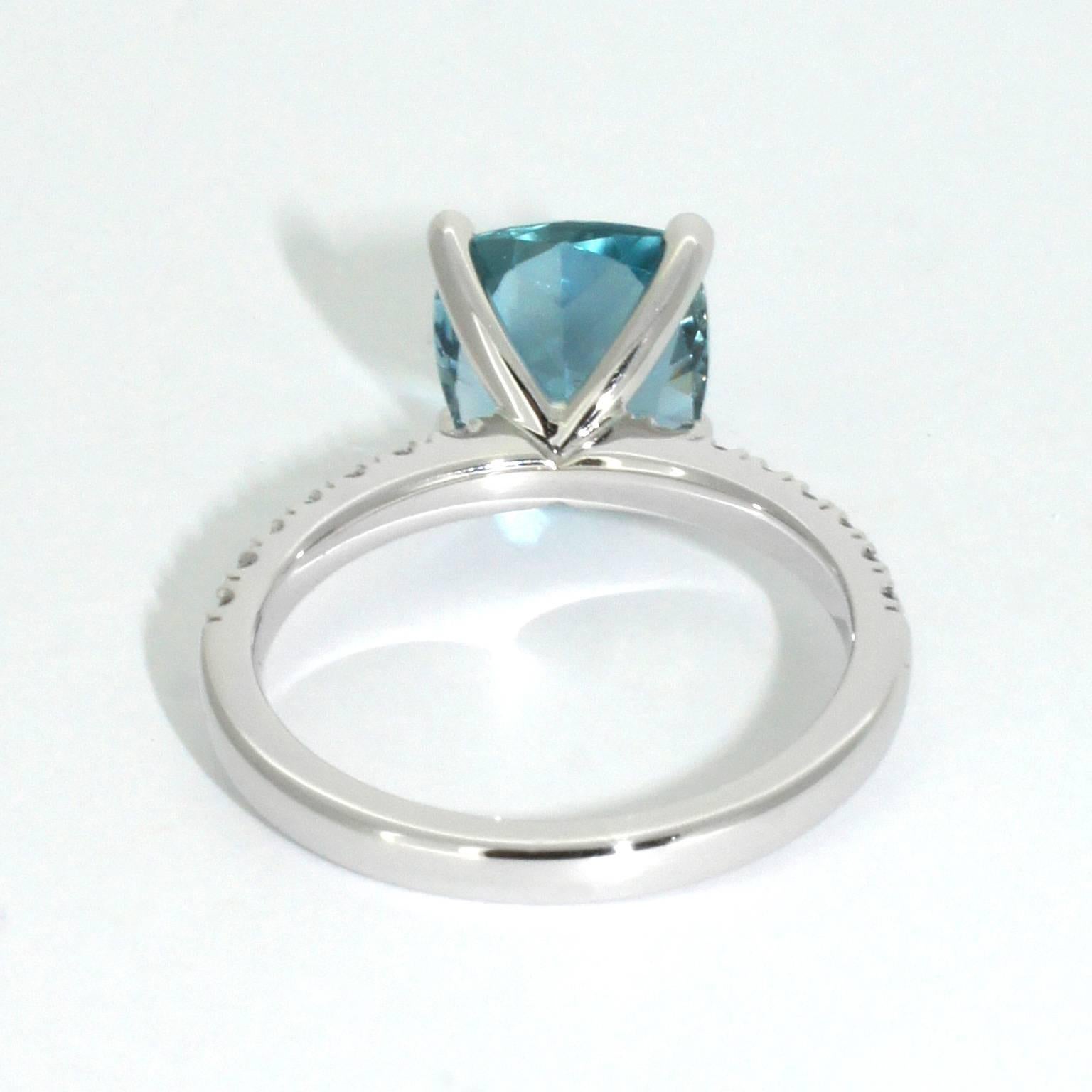 Lizunova Aquamarine & Diamond 18k White Gold Bridal Engagement Ring For Sale 2
