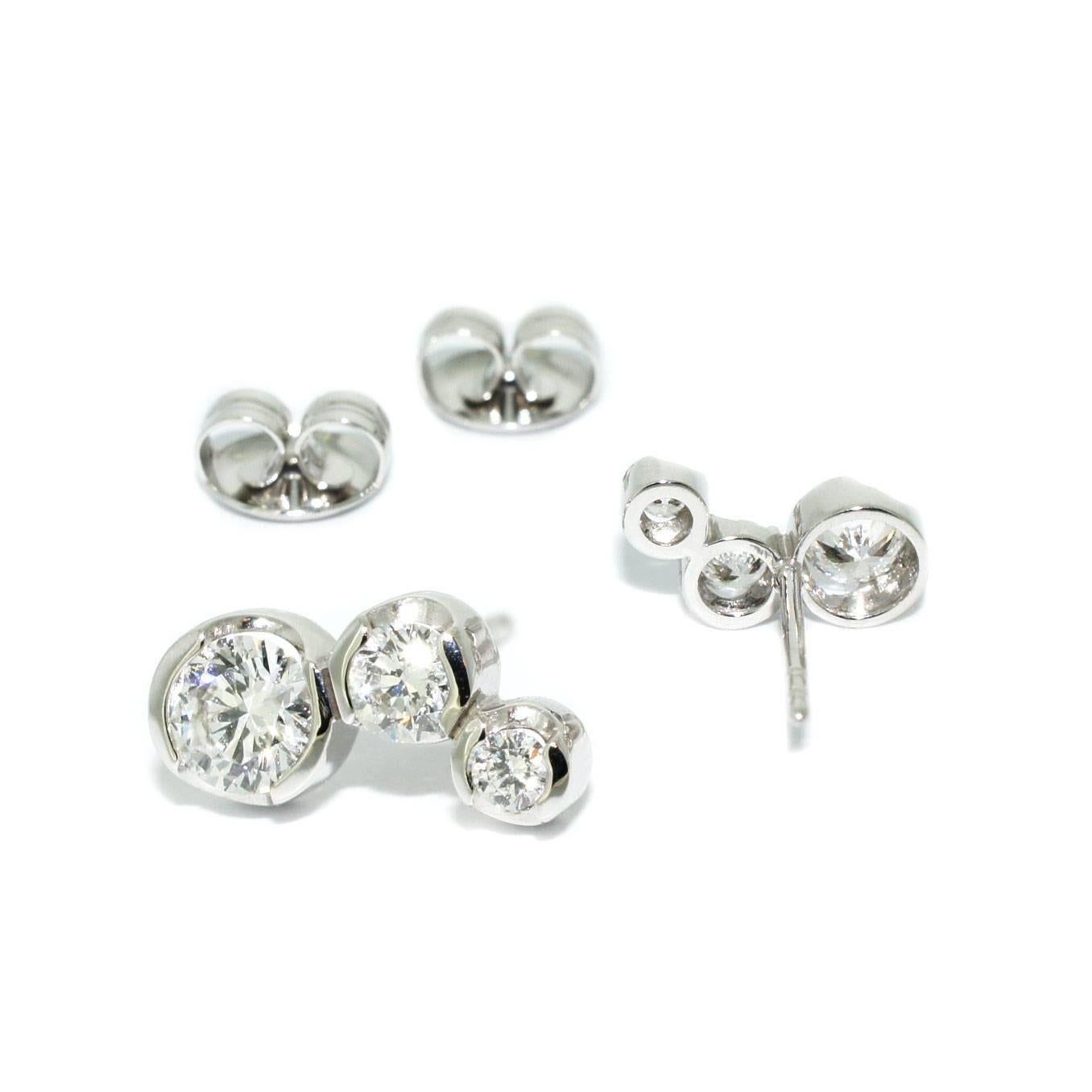Contemporary Lizunova Round White Diamond Stud Earrings in 18k White Gold For Sale