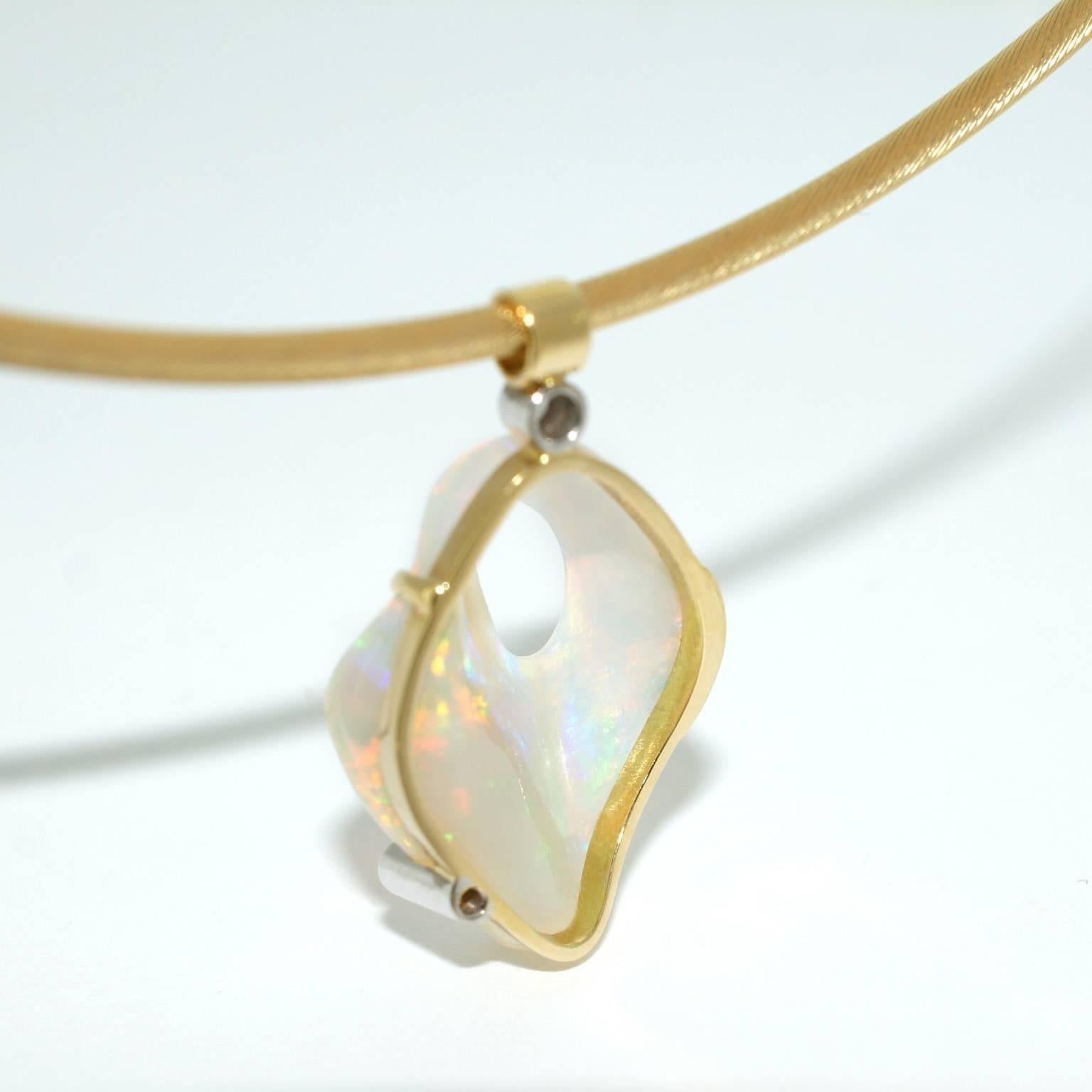 Australian Opal & Diamond One-of-a-Kind 18k Gold Collar Pendant Necklace In New Condition For Sale In Sydney, NSW