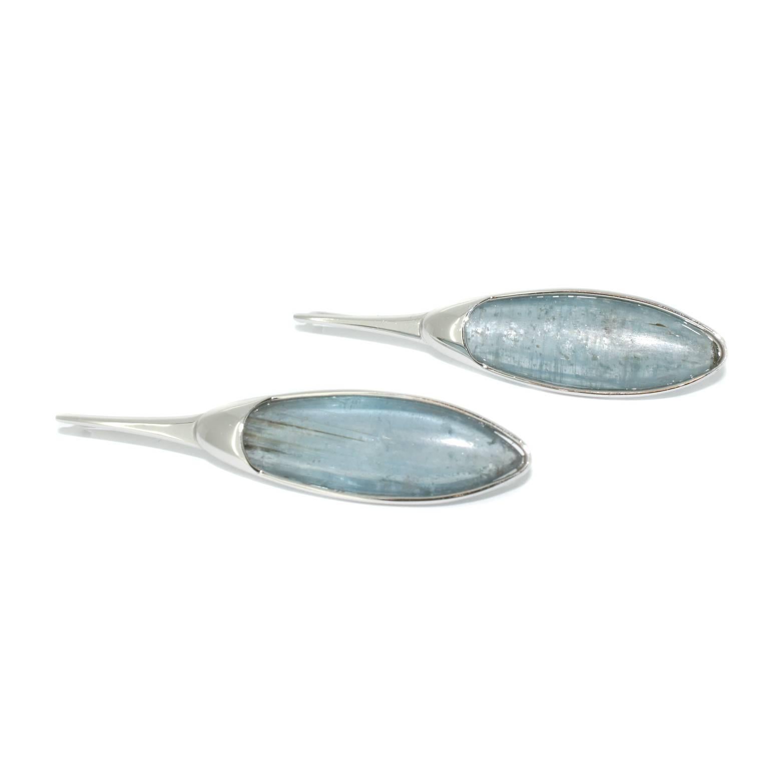 Contemporary Lizunova Kyanite Dangle Earrings in White Gold For Sale