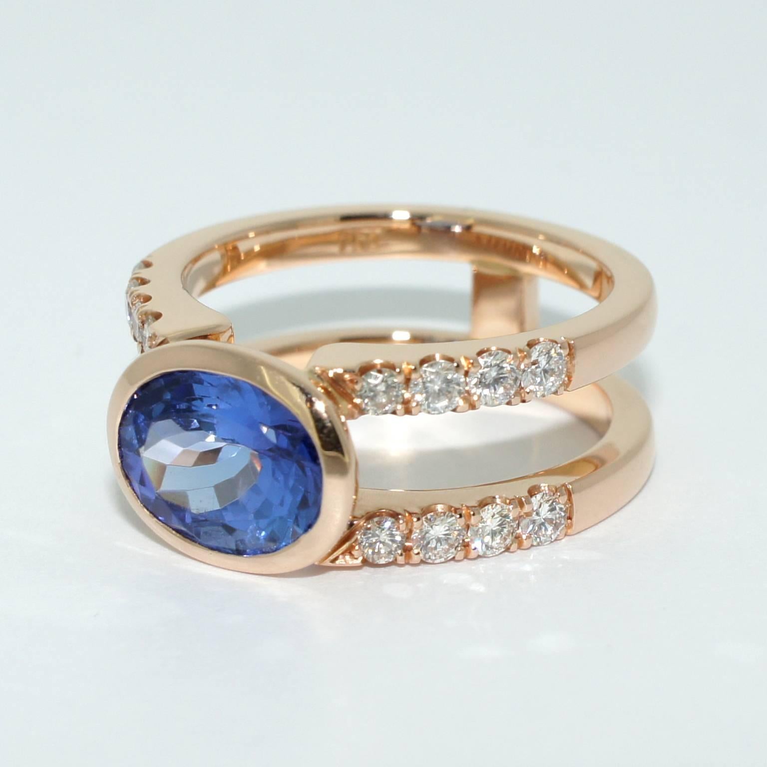 Contemporary Lizunova Tanzanite and Diamond Rose Gold Engagement Ring For Sale
