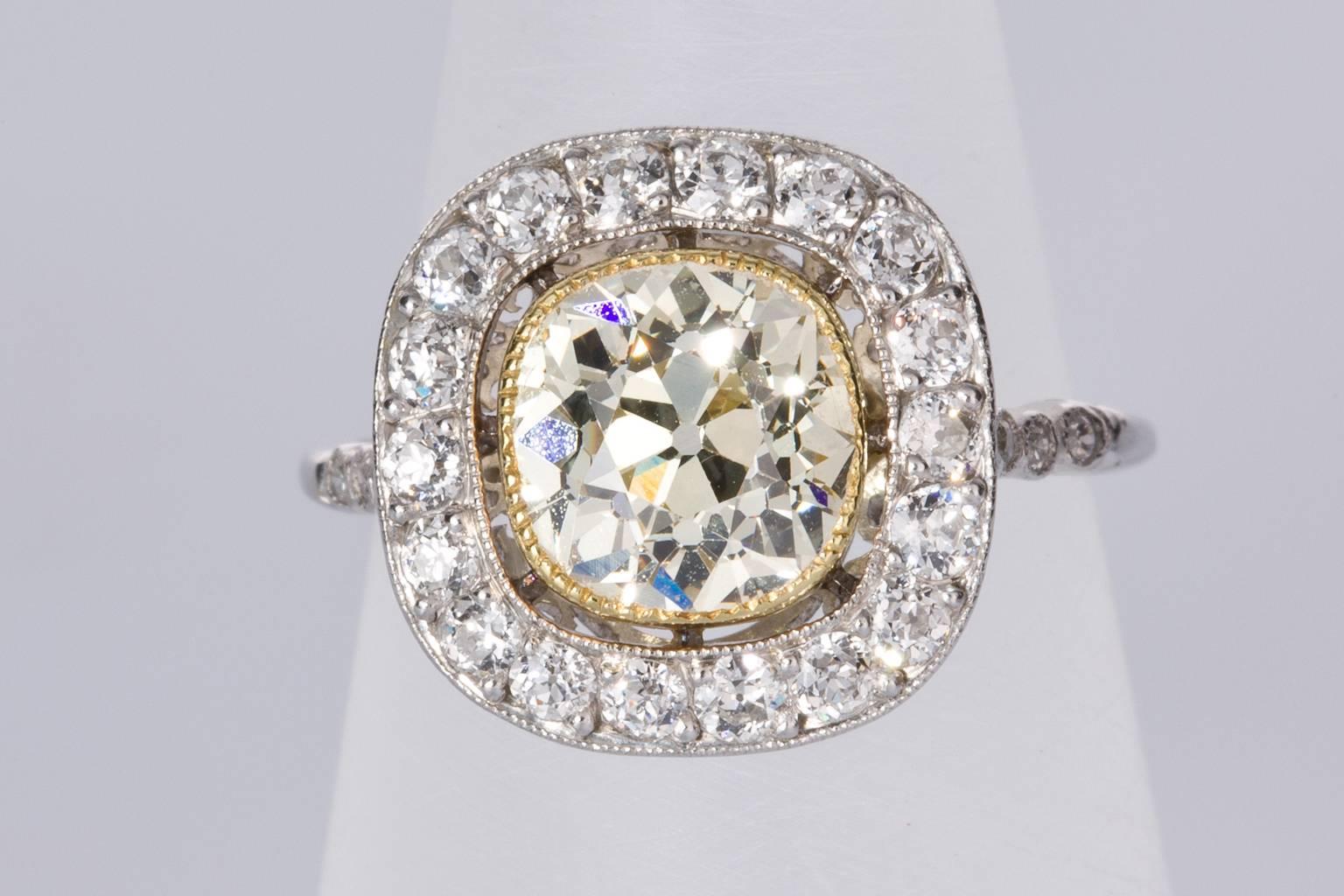Women's 1.83 Carat Light Yellow Diamond Platinum Engagement Ring For Sale