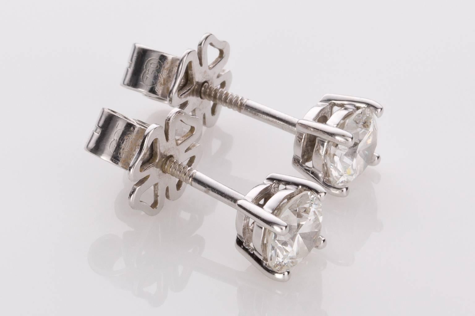 1.58 Carat Brilliant Cut Diamond 18 Karat White Gold Stud Earrings For Sale 3