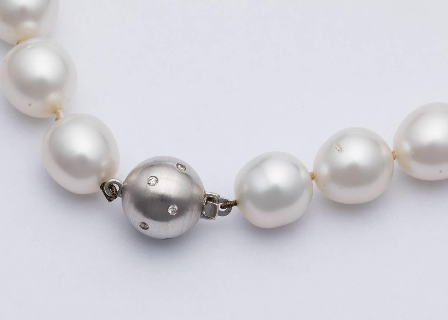 Australian South Sea Pearl Strand with 18 Karat White Gold and Diamond Set Clasp For Sale 2