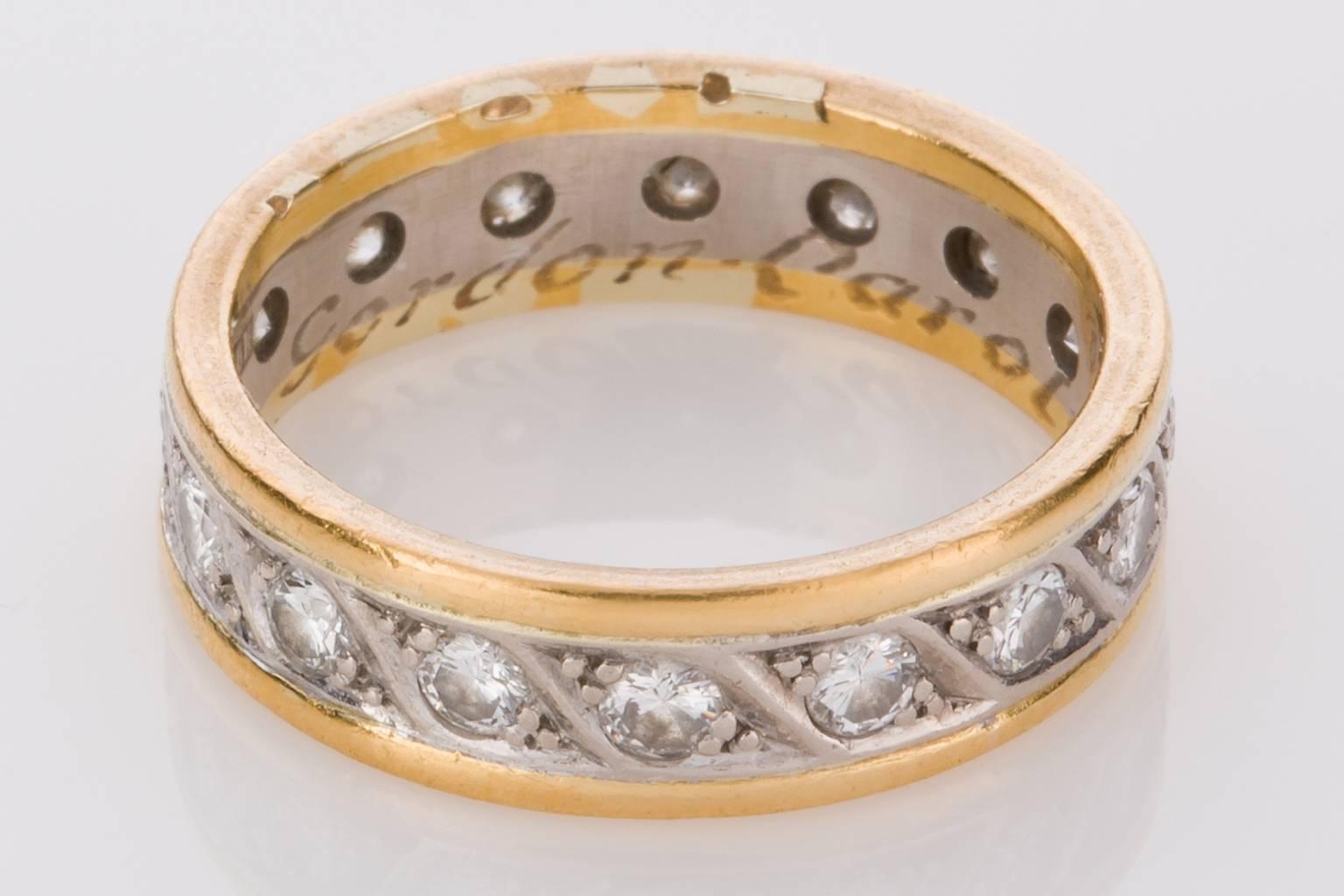 Contemporary Two-Tone 18 Karat Gold and Diamond Band Ring For Sale