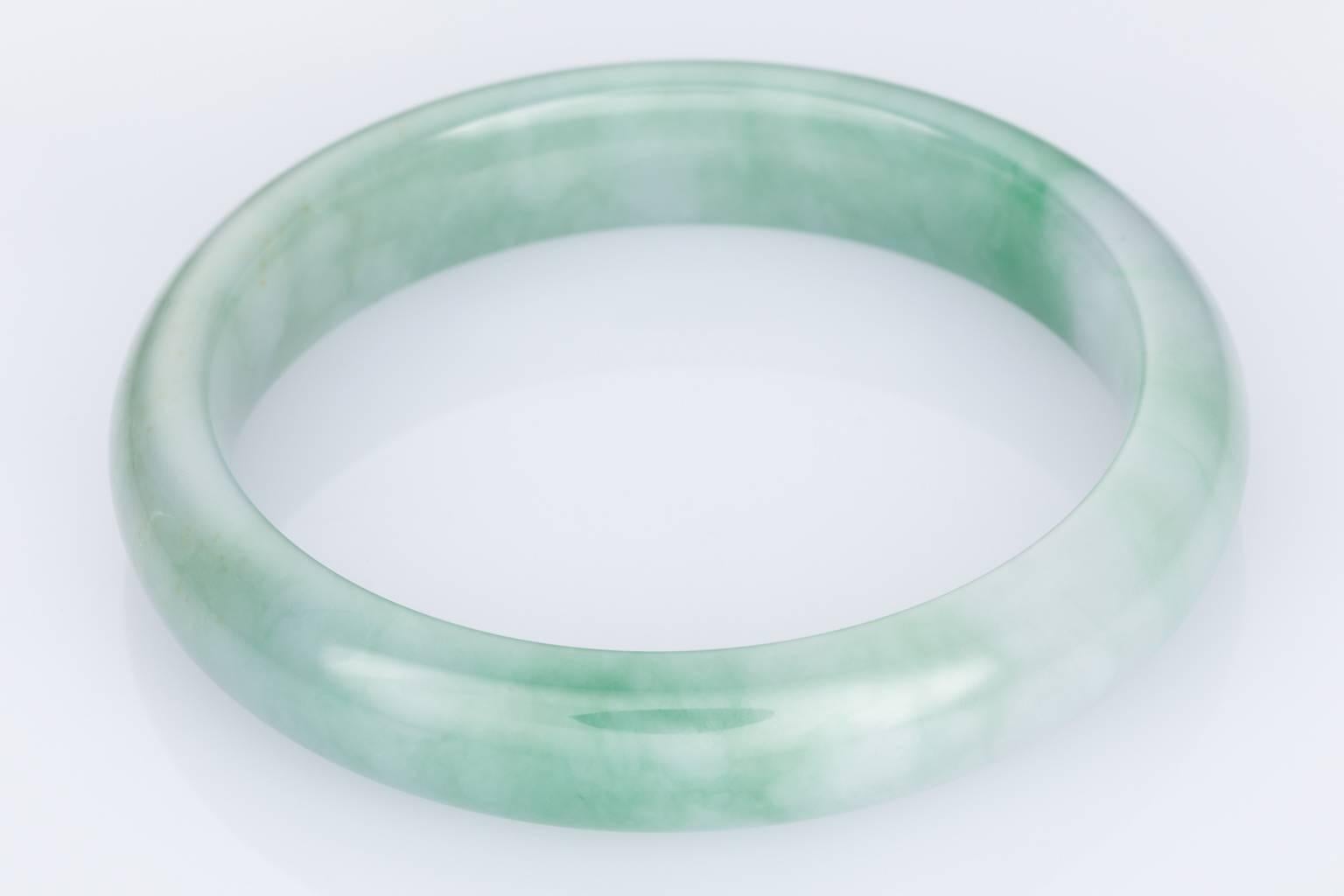 Natural Jade Bangle In New Condition In QLD , AU