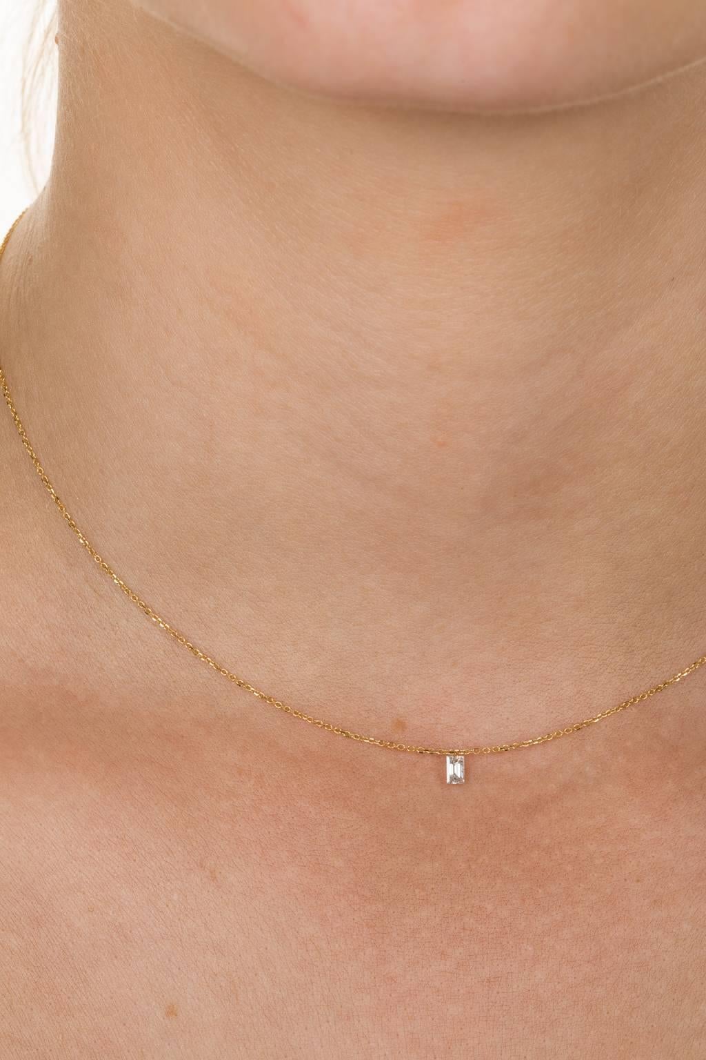 18 Karat Yellow Gold and Baguette Cut Diamond Necklace In New Condition For Sale In QLD , AU