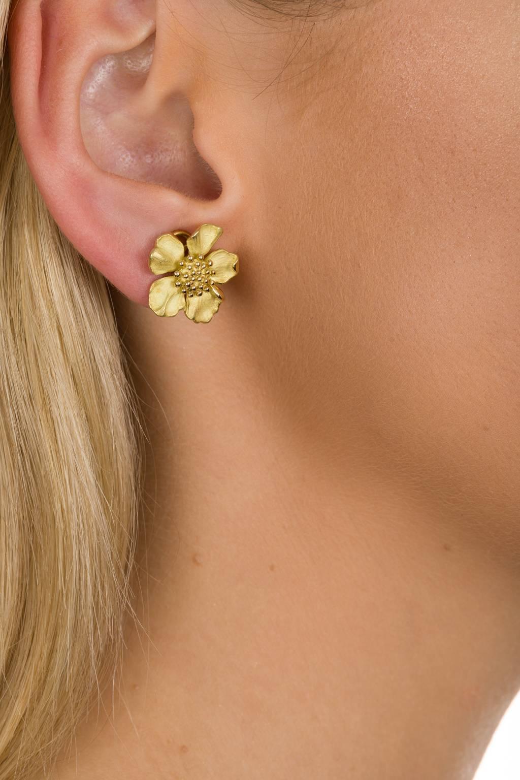 Tiffany & Co. 18 Karat Yellow Gold Wild Rose Earrings  1