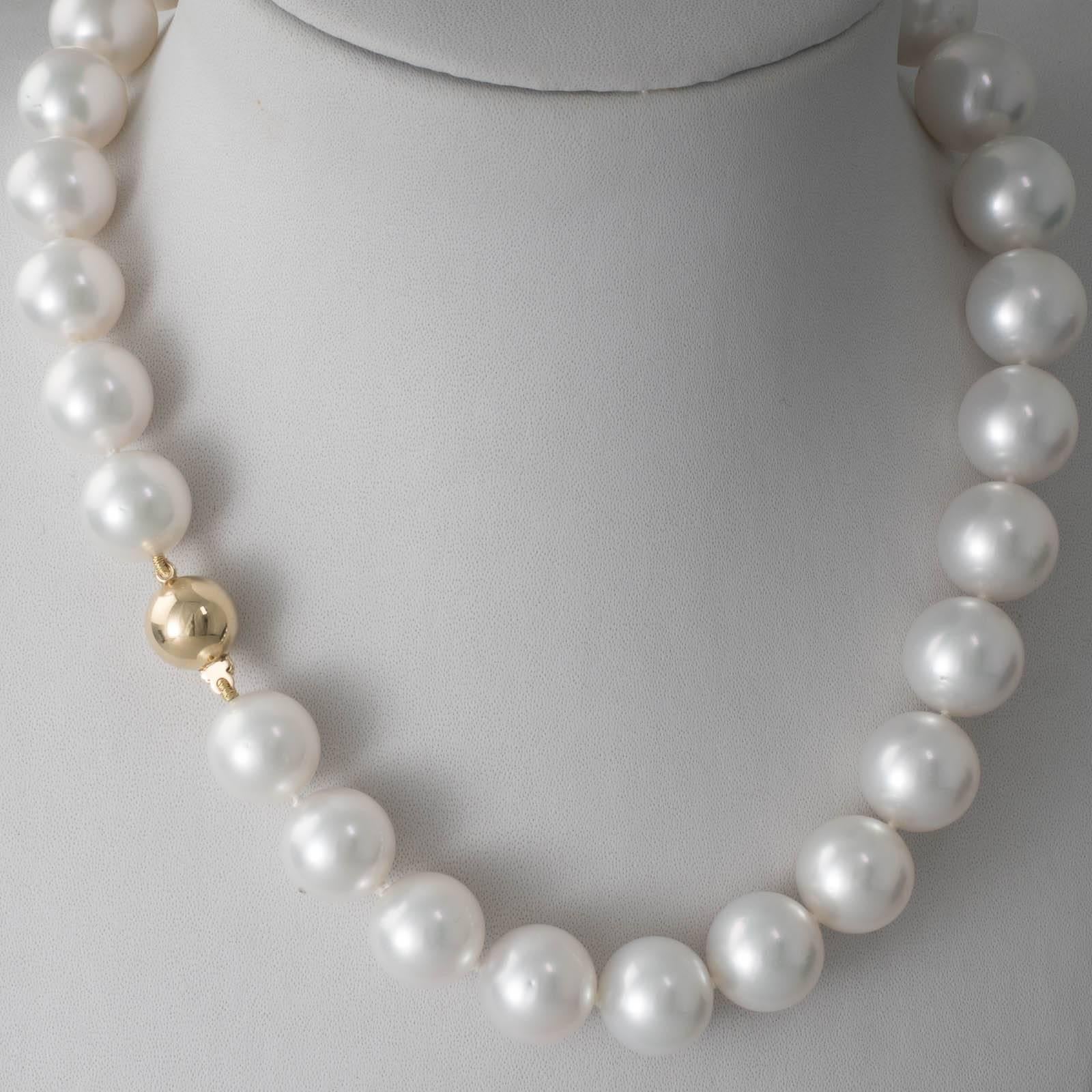 High Lustre South Sea Pearl Strand Necklace For Sale 1