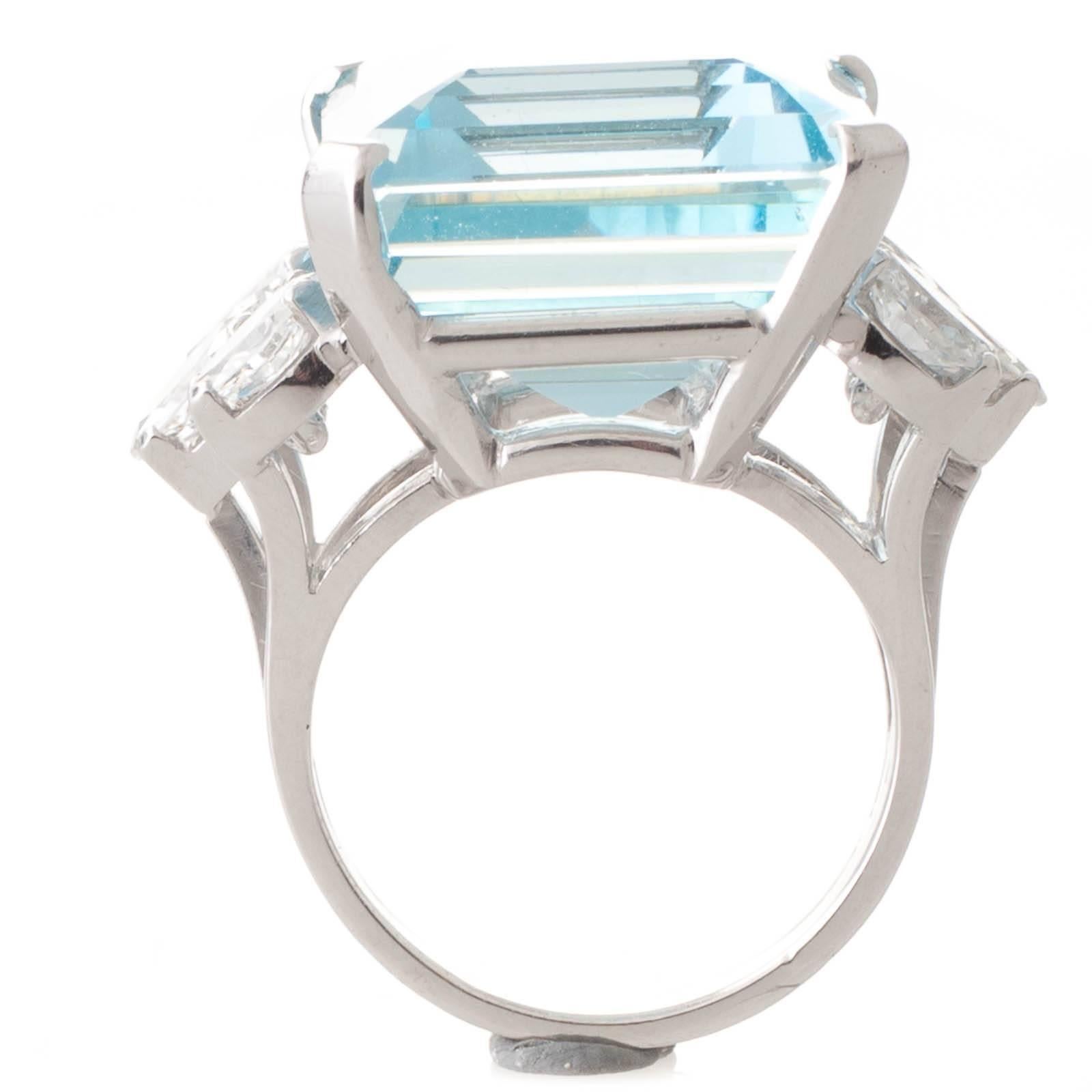 Aquamarine and Diamond Cocktail Ring In Excellent Condition In Melbourne, AU
