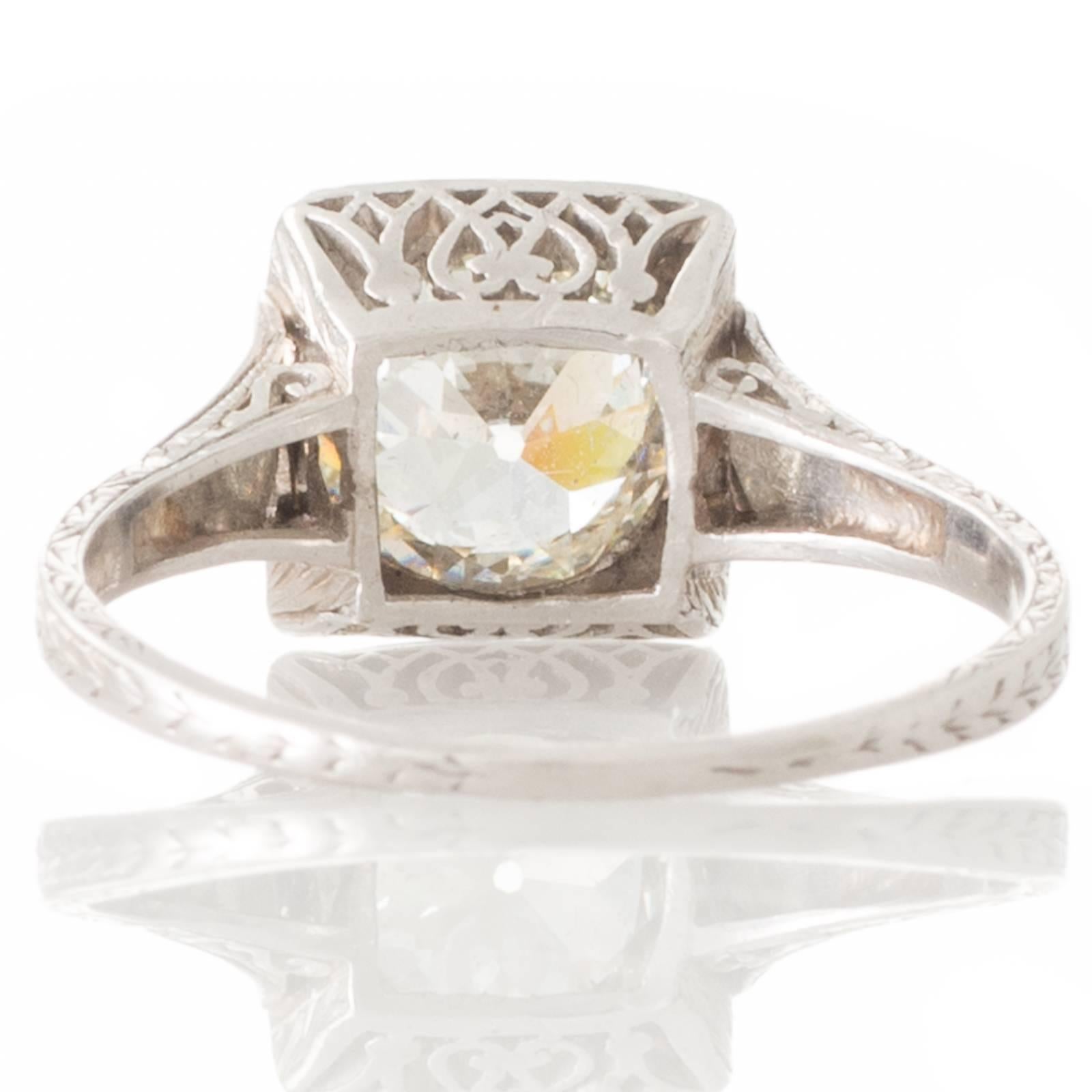 Women's Art Deco 1.46 Carat Old Cut Diamond Platinum Engagement Ring For Sale