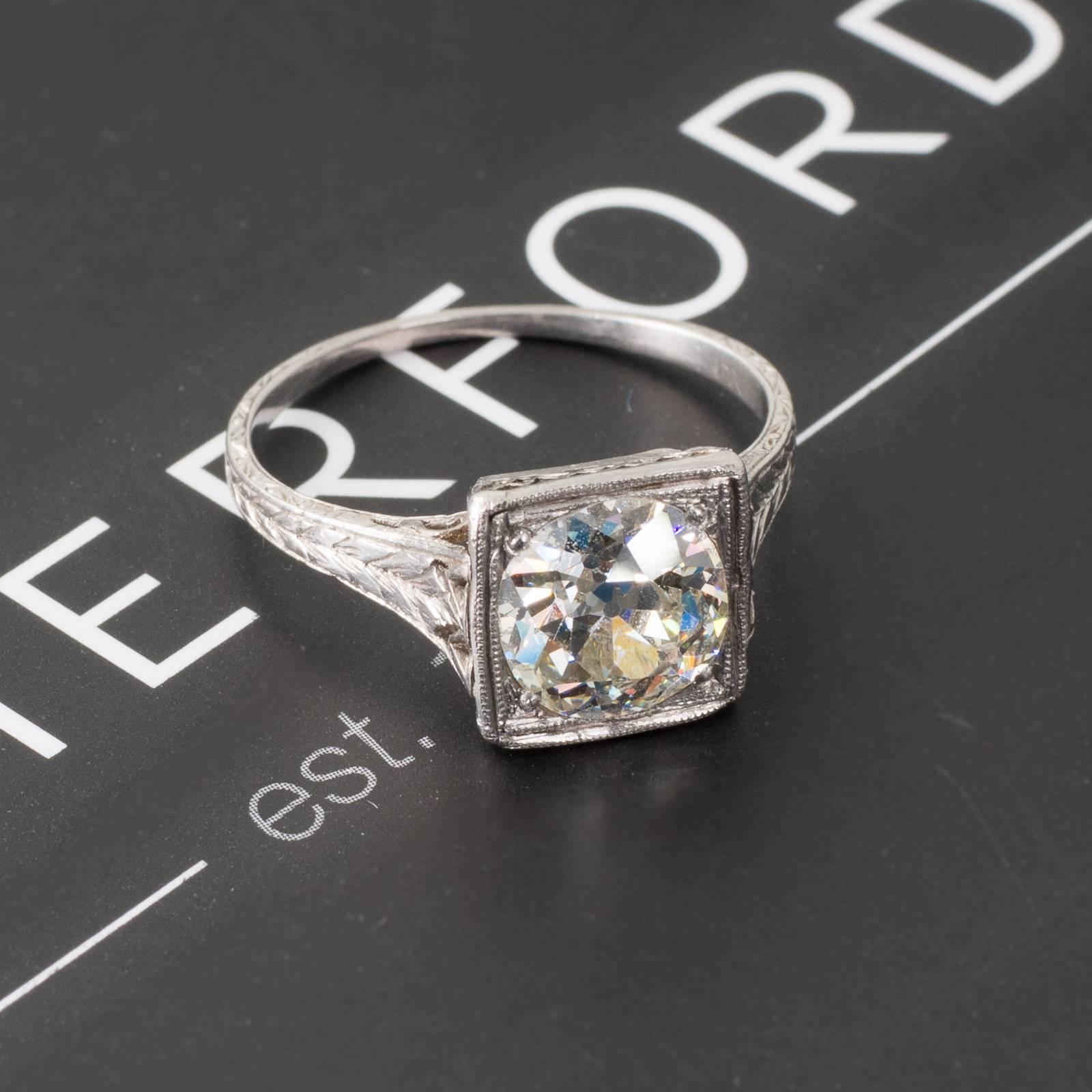 Art Deco 1.46 Carat Old Cut Diamond Platinum Engagement Ring For Sale 2