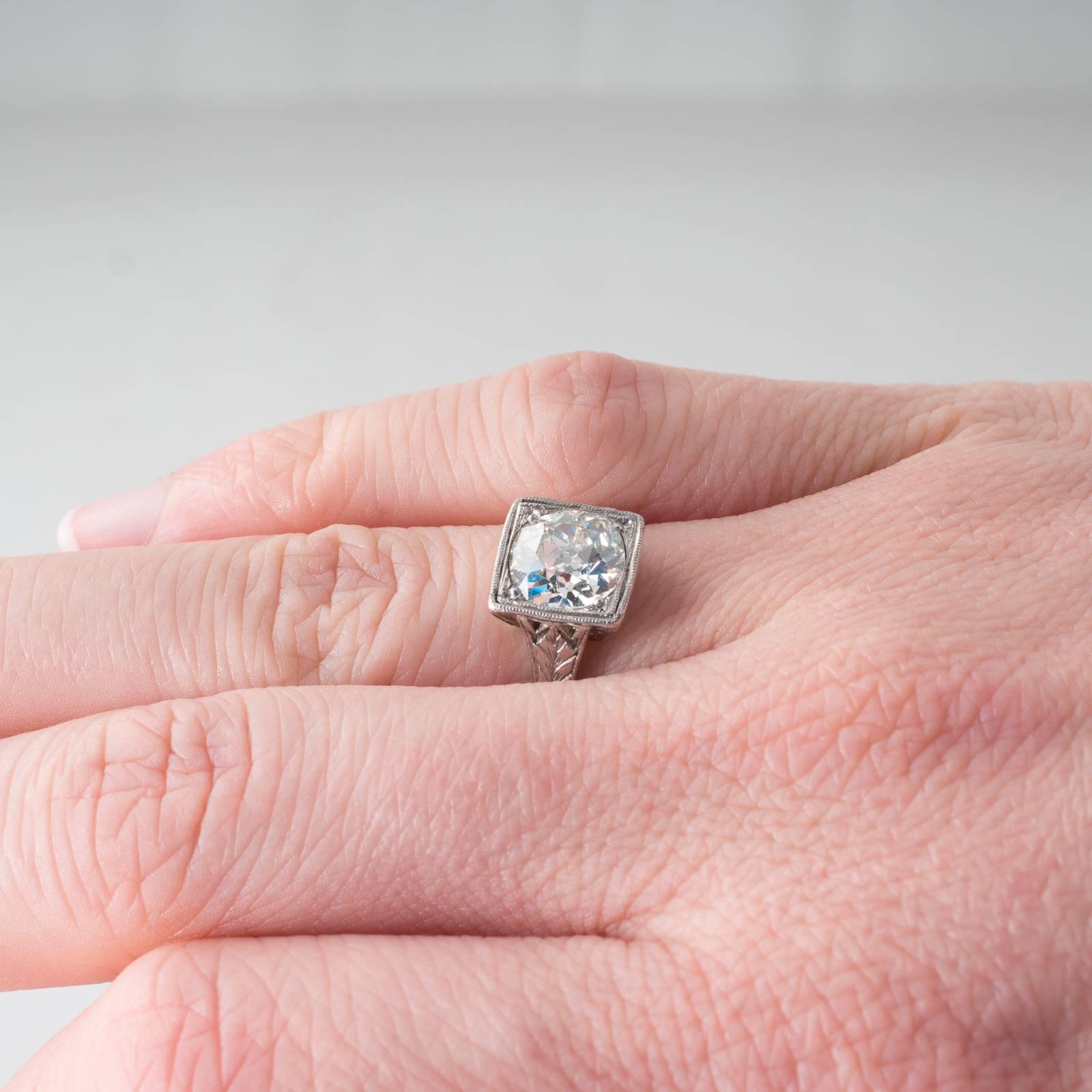 Art Deco 1.46 Carat Old Cut Diamond Platinum Engagement Ring For Sale 3