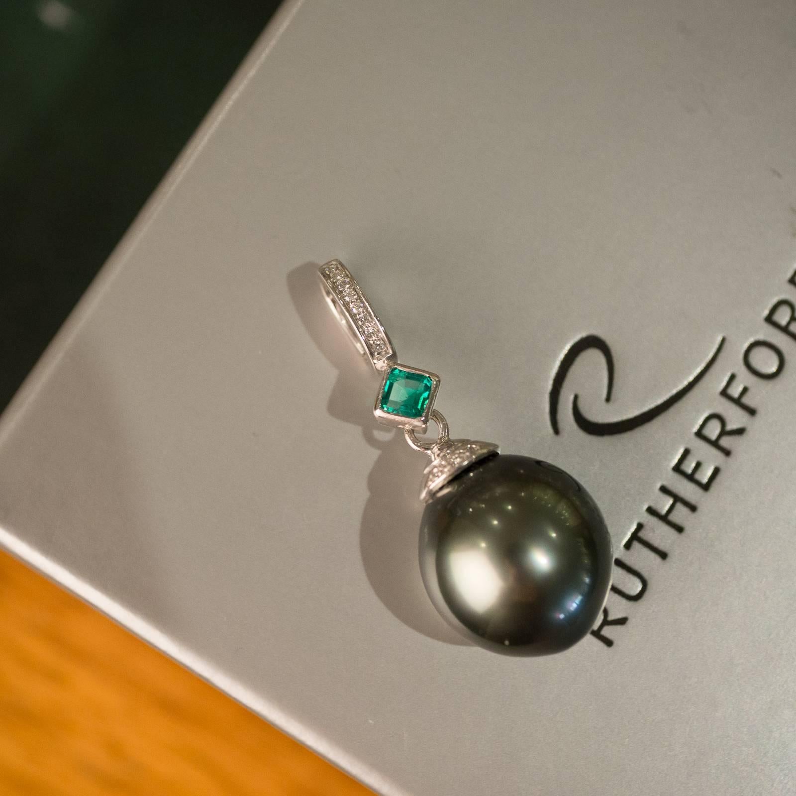 Women's Tahitian South Sea Pearl, Emerald and Diamond White Gold Enhancer Pendant For Sale