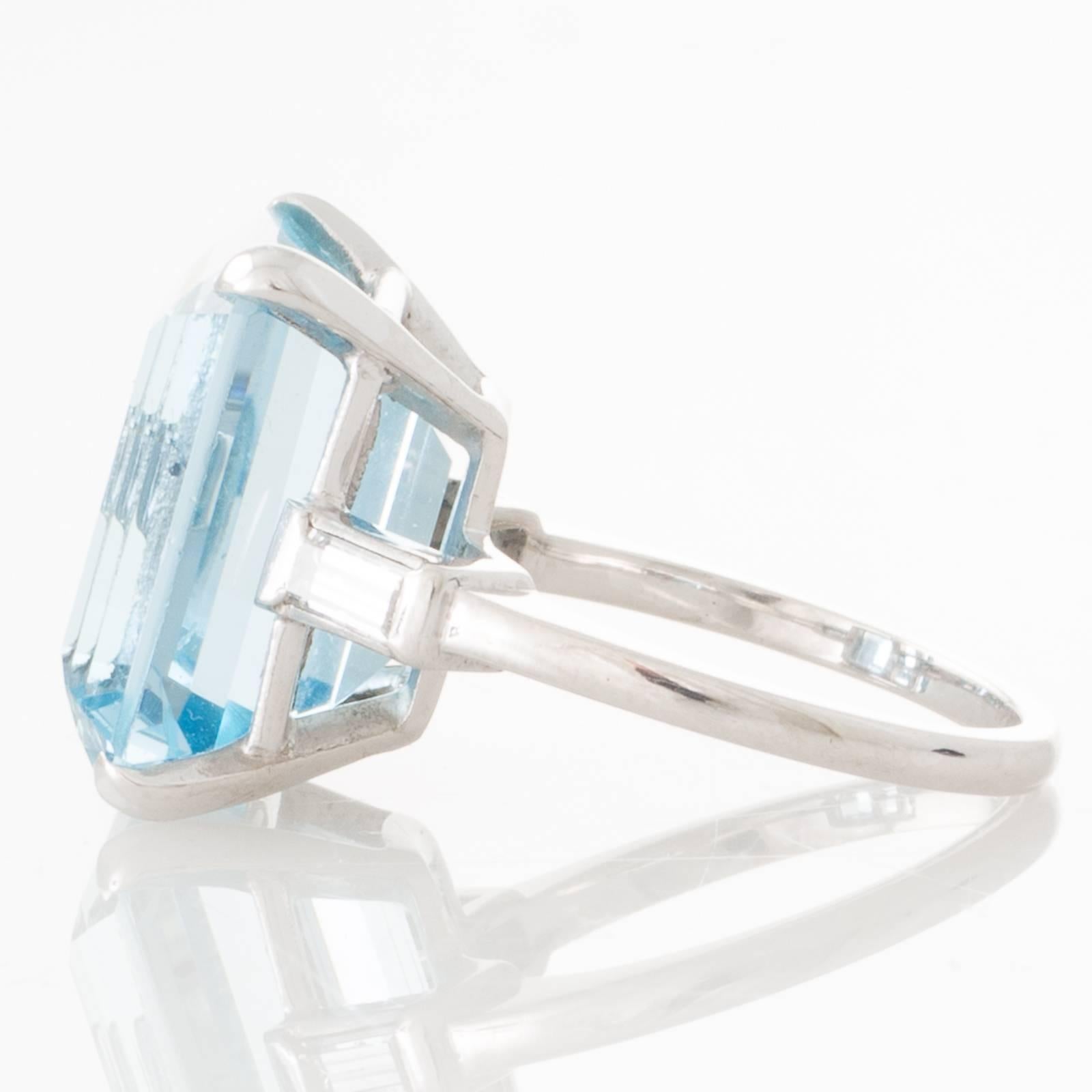 Emerald Cut Aquamarine, Diamond and Platinum Cocktail Ring For Sale