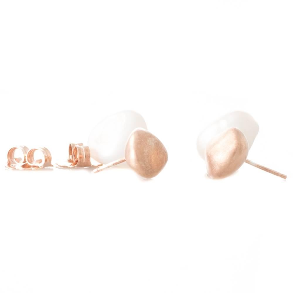 Freshwater Pearl and Rose Gold-Plated Earrings In New Condition In Melbourne, AU