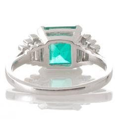 Colombian Emerald Diamond Platinum Ring