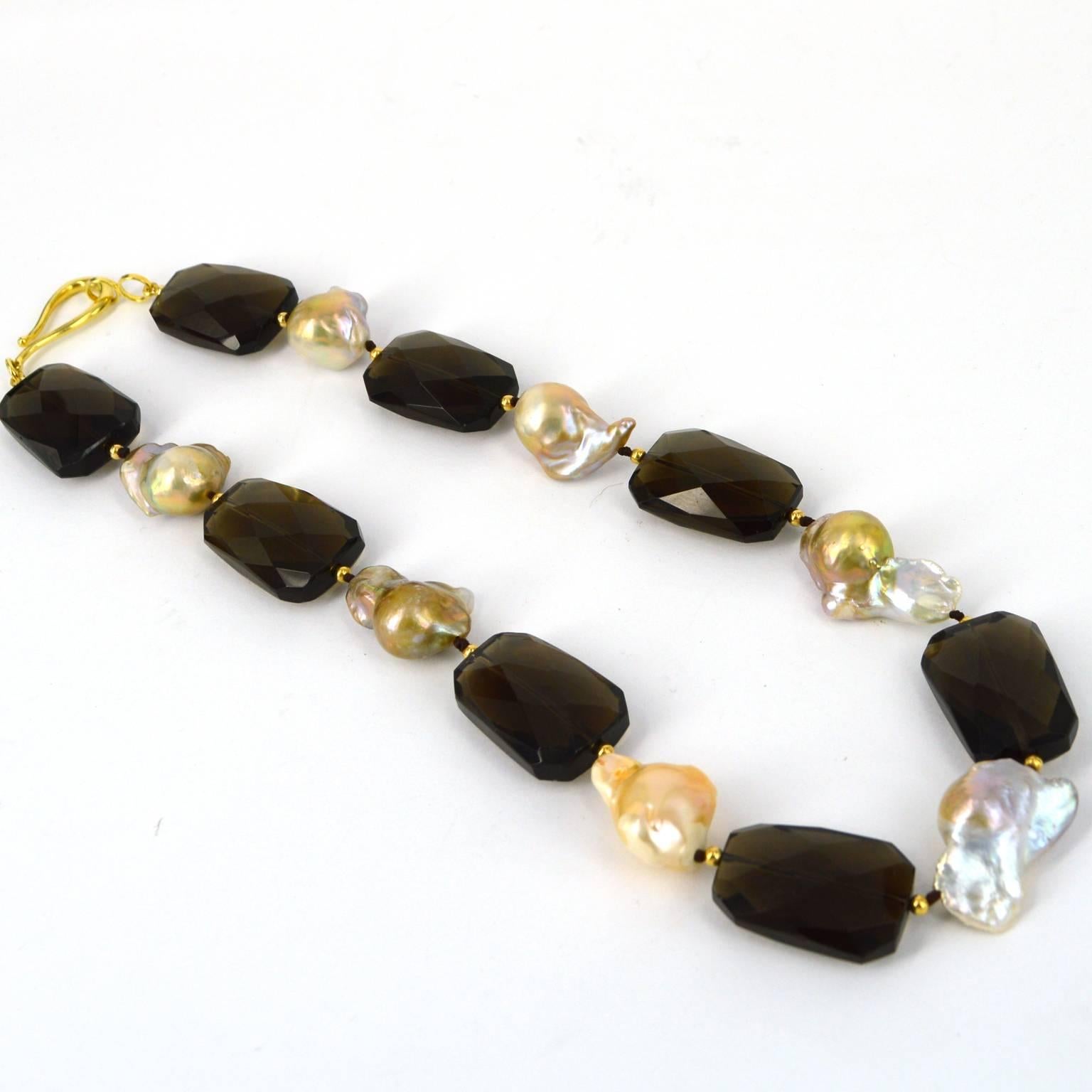 Baroque Pink Pearl Smokey Quartz Gold Bead Necklace In New Condition In Sydney, AU