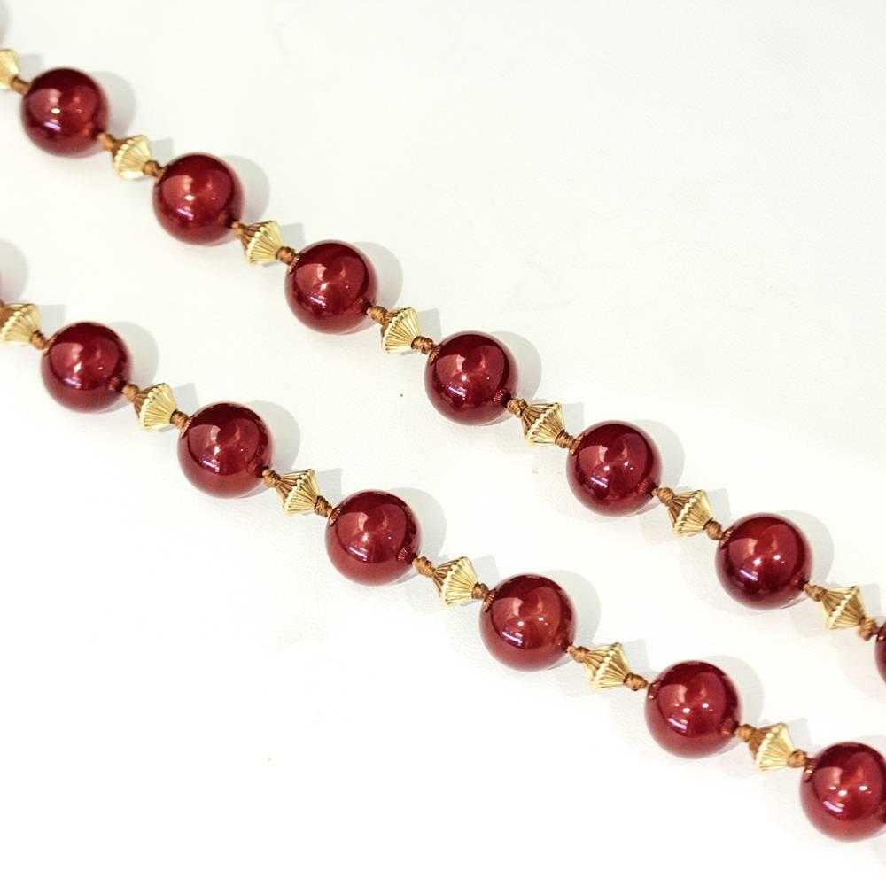 Vintage Carnelian and Gold Beads with Shell Shaped Carnelian Pendant In Excellent Condition For Sale In Sydney CBD, AU