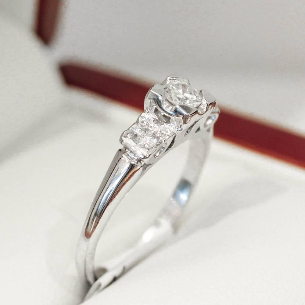 Three-Stone Diamond Platinum Past Present Future Engagement Ring In Excellent Condition For Sale In Sydney CBD, AU