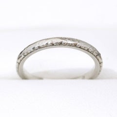 1920s Engraved Art Deco Gold Wedding or Stacking Band Ring
