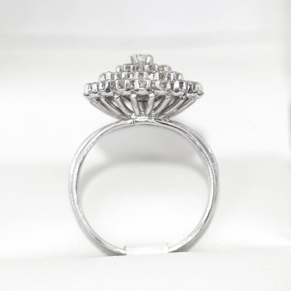 1940s Diamond Platinum Starburst Ring In Excellent Condition For Sale In Sydney CBD, AU