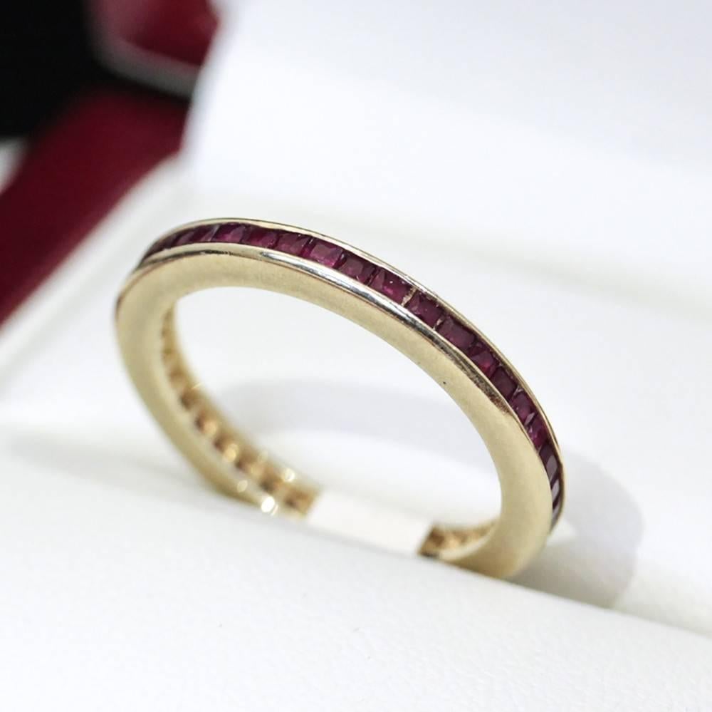 Vintage Yellow Gold Eternity Ring, Featuring Princess Cut Rubies In Good Condition In Sydney CBD, AU
