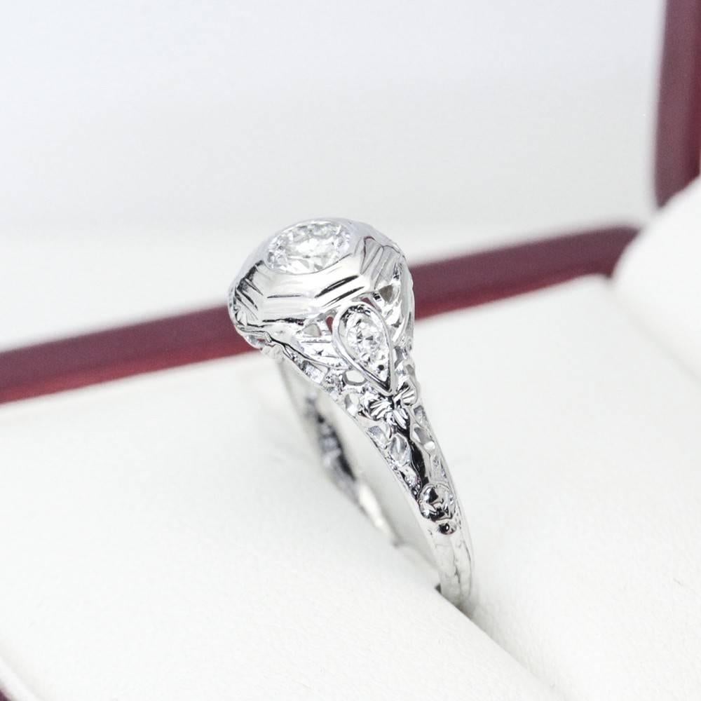 Women's 18 Carat White Gold Art Deco Filigree Diamond Engagement Ring For Sale