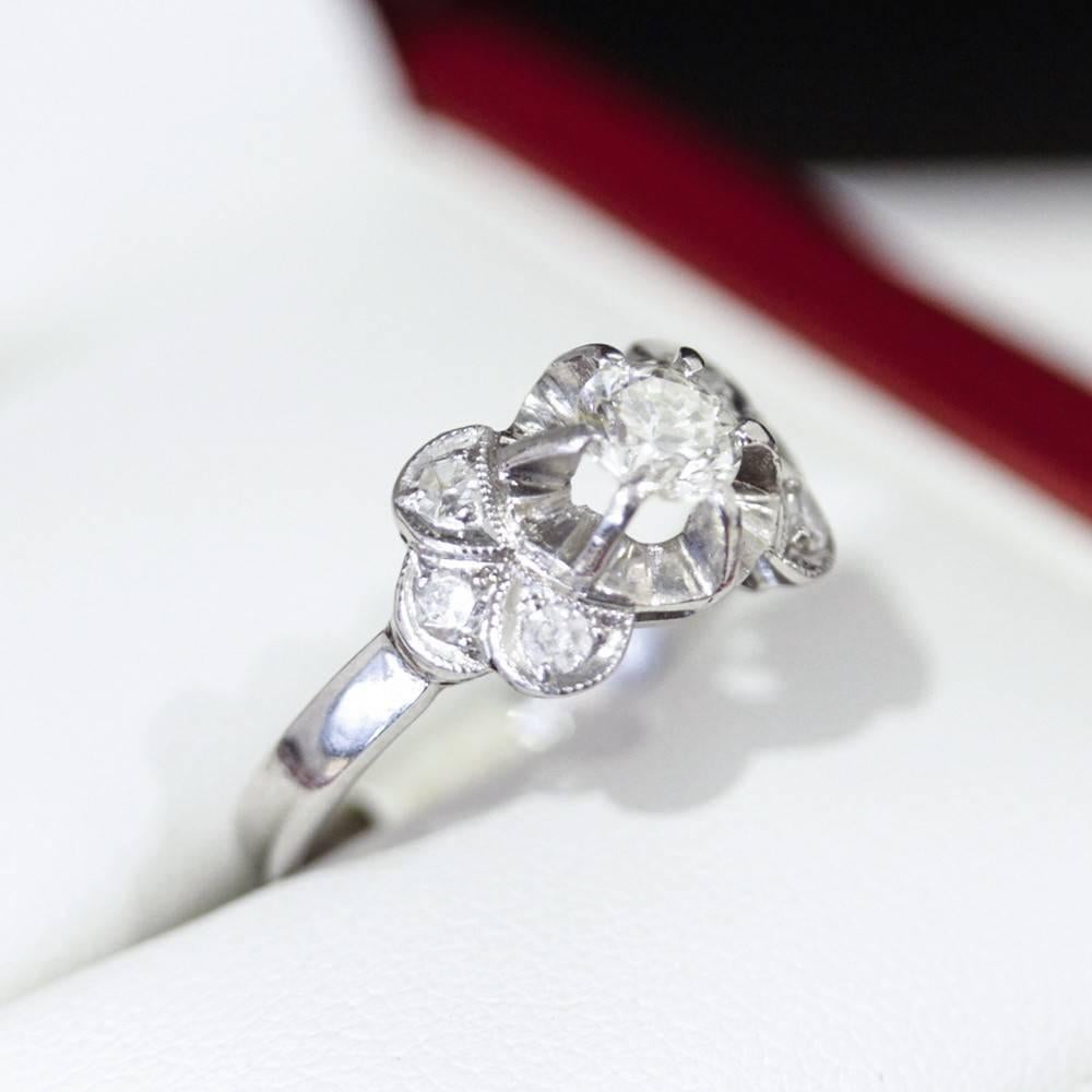 Art Deco Diamond Engagement Ring, Handmade Antique 1940s Ring For Sale 1