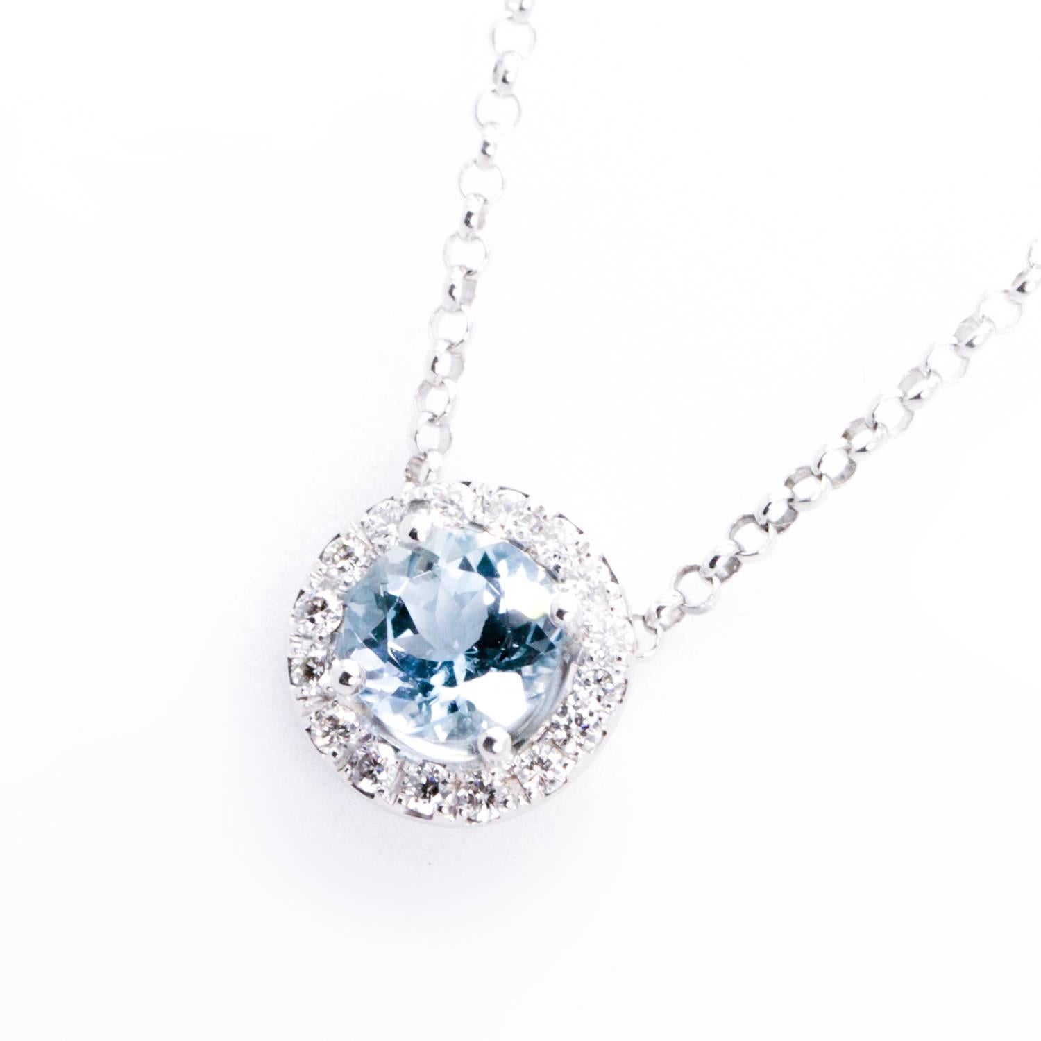 An 18ct White gold ladies Aquamarine and Diamond pendant.  Very nice Estate age (made in the last 50 years) Pendant necklace.  Lovely necklace, the kind that you put around your neck and never take it off.  Easy to wear, intrinsically valuable, and