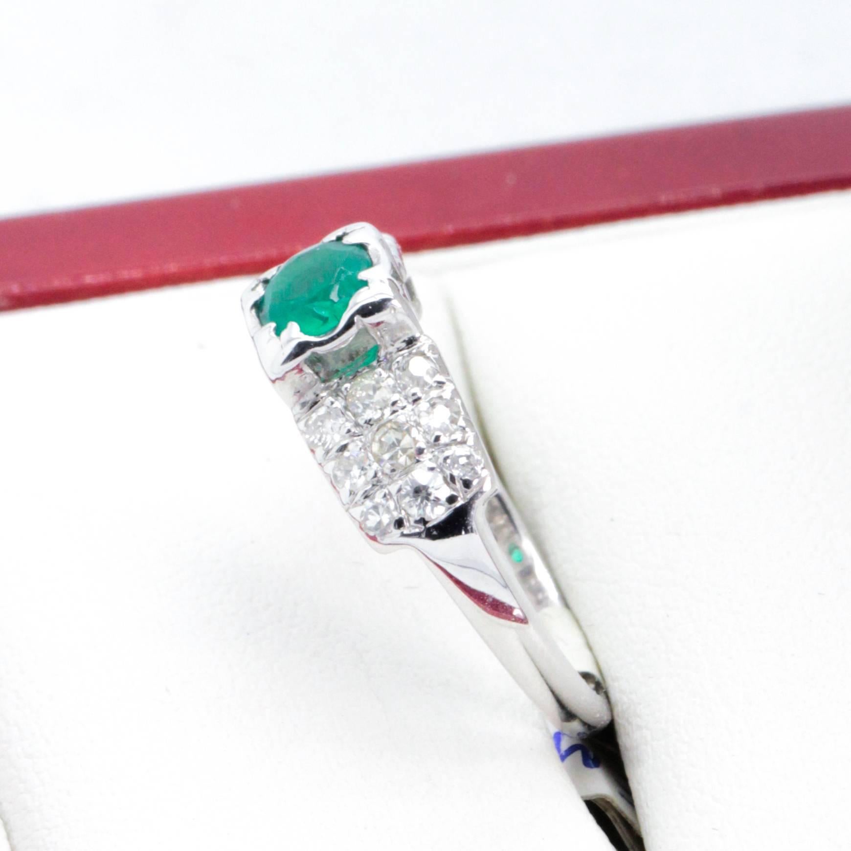 Vintage Emerald and Diamond Engagement Ring For Sale 3