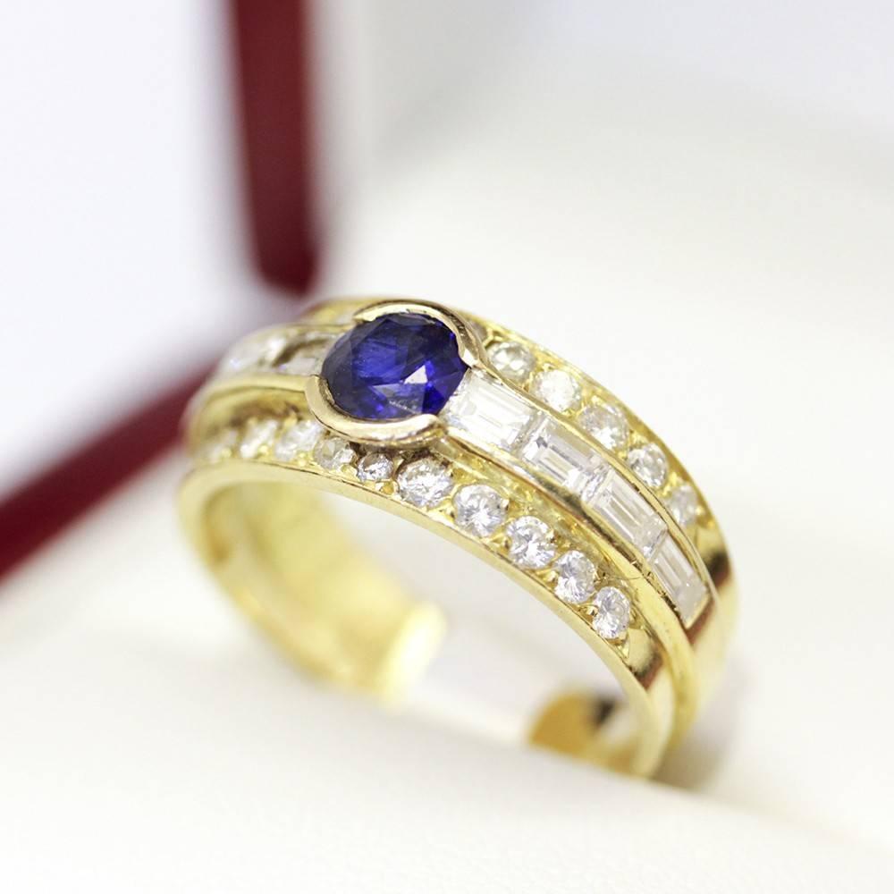 Modernist 18 Carat Yellow Gold Blue Sapphire Ring For Sale