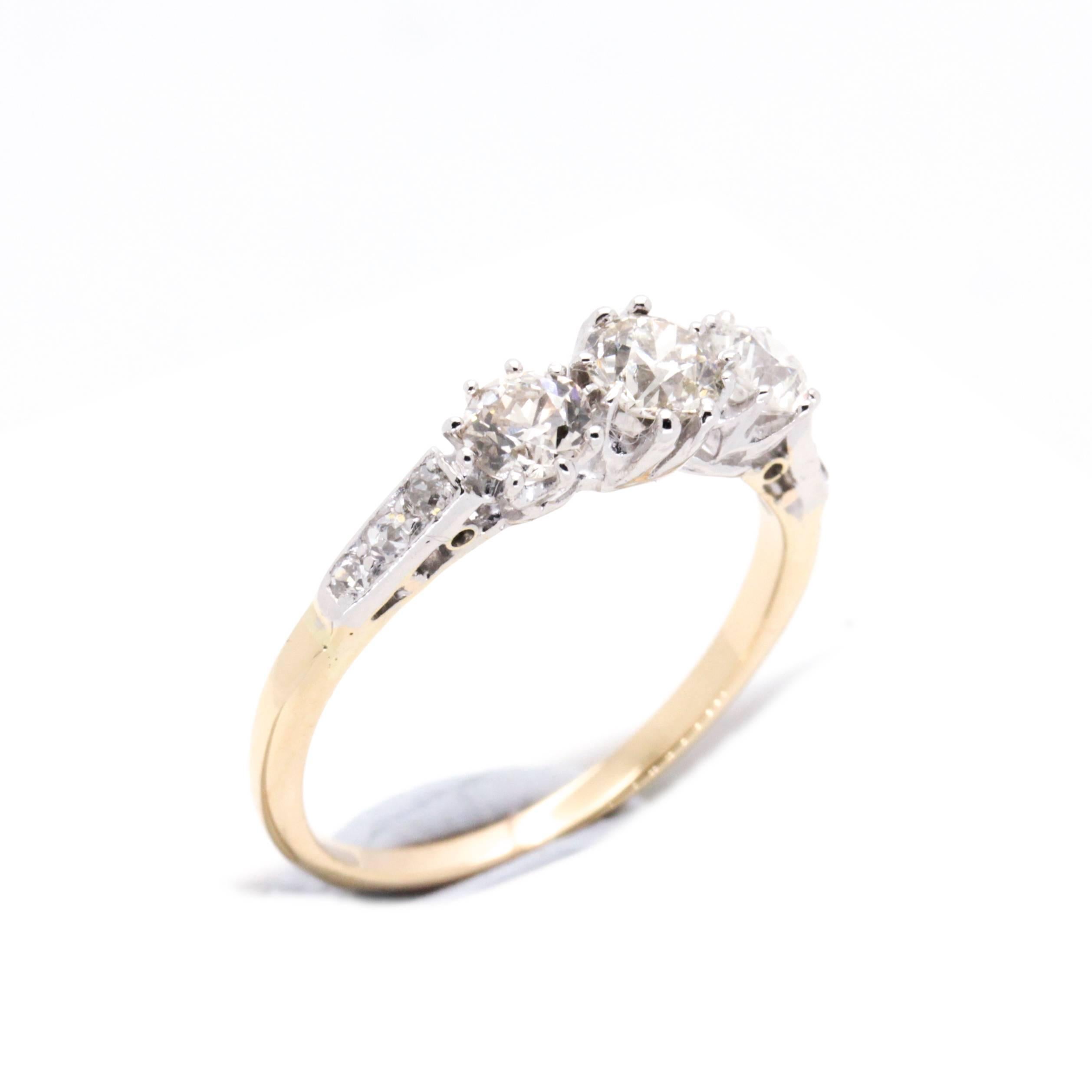Art Deco Three-Diamond Engagement or Cocktail Ring 4